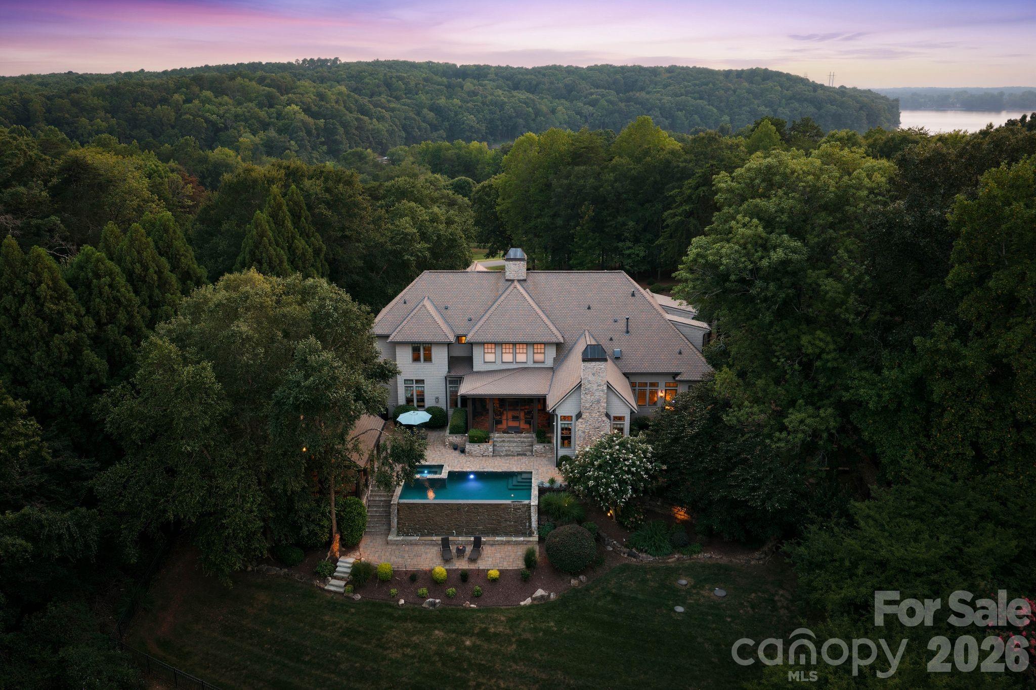 10220 Wildlife Road — Charlotte