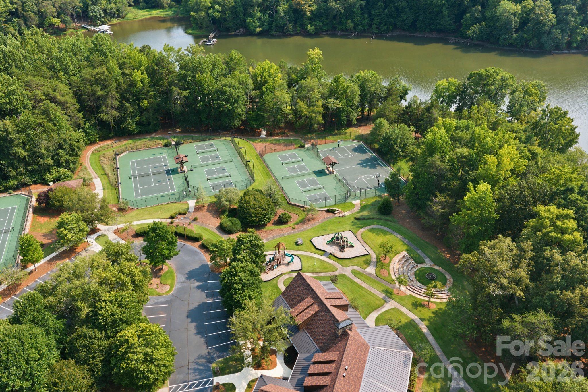 10220 Wildlife Road — Charlotte