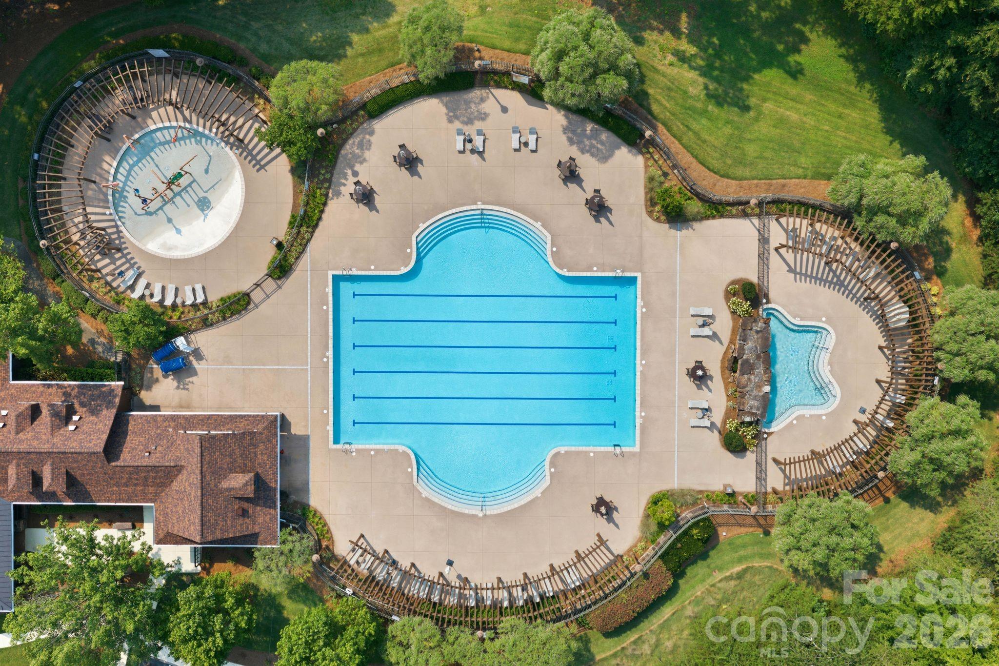 10220 Wildlife Road — Charlotte