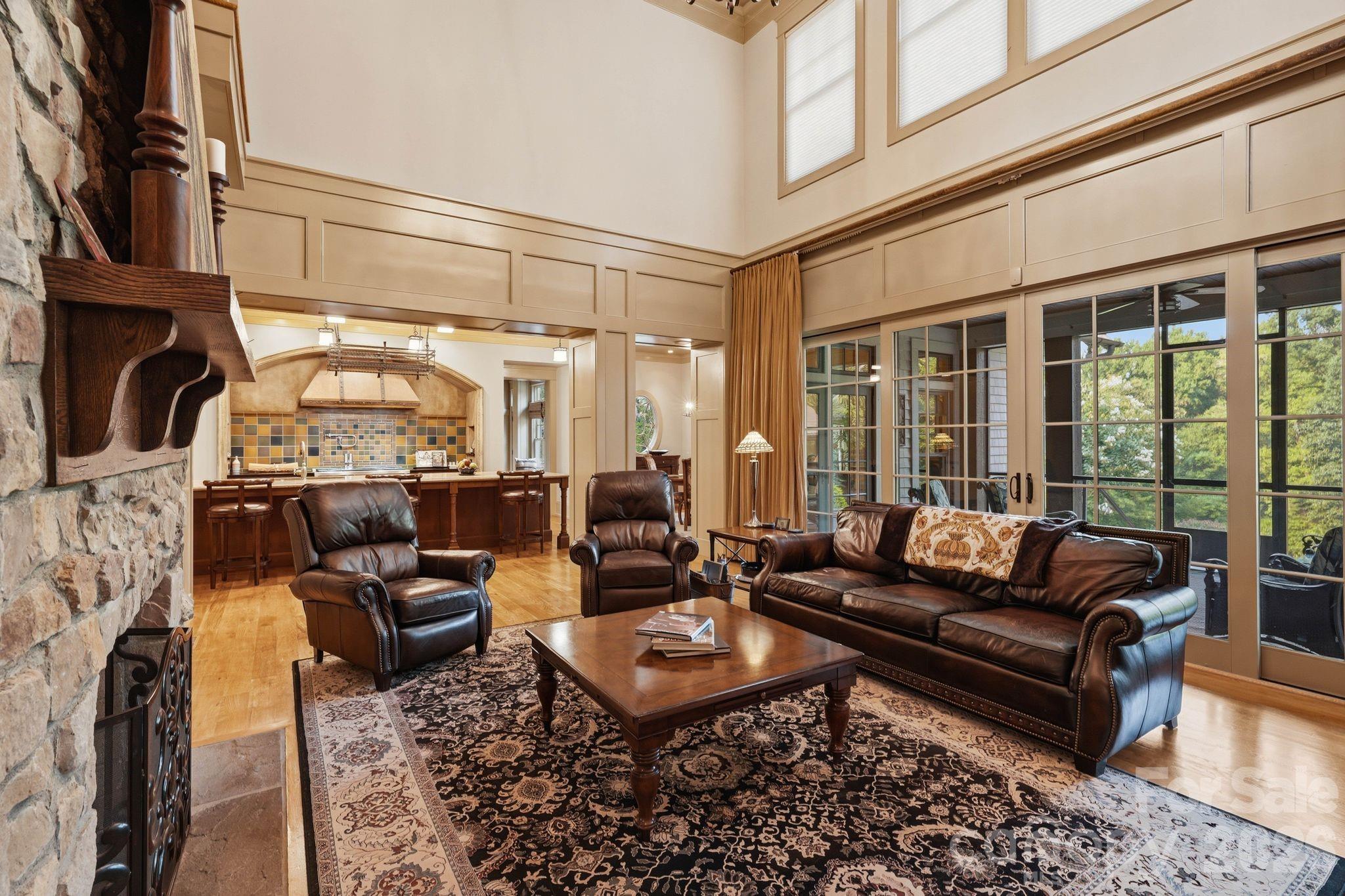 10220 Wildlife Road — Charlotte