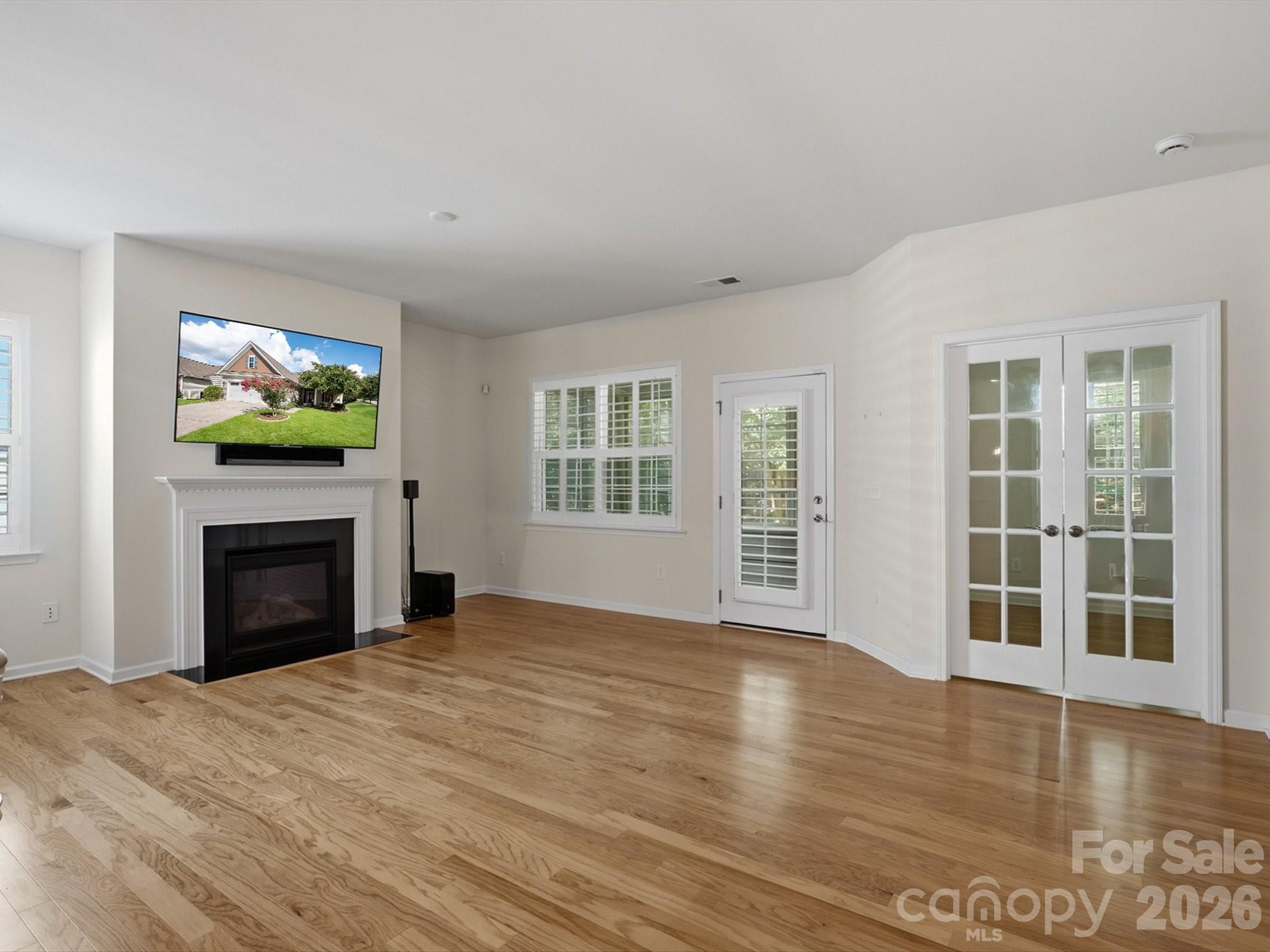 141 Carmen Way — Lancaster