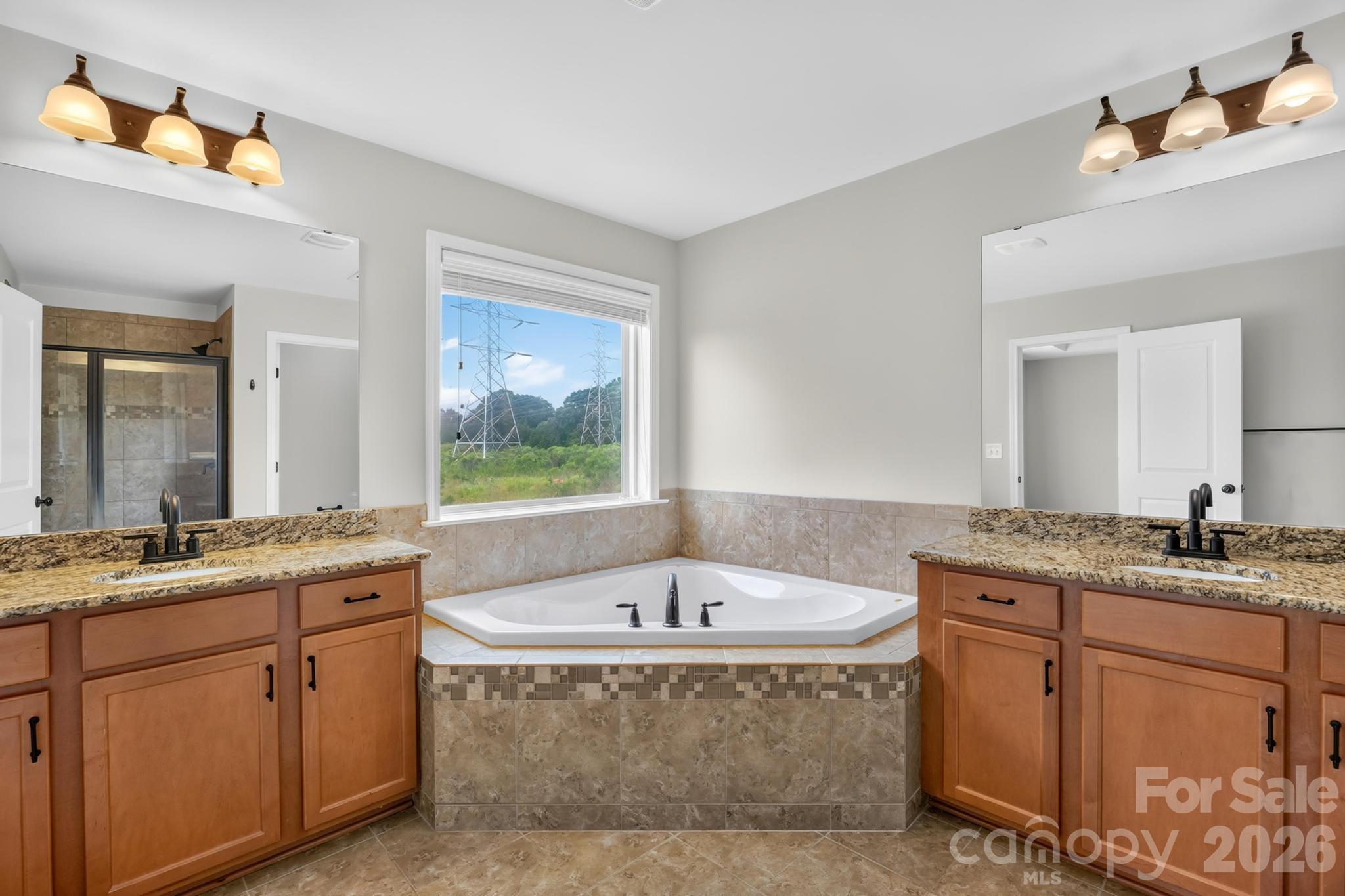 1004 Hawker Road — Matthews