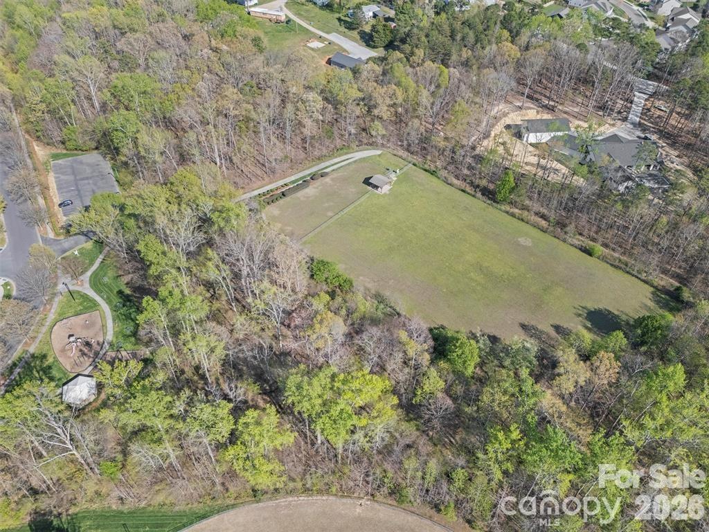 1004 Hawker Road — Matthews