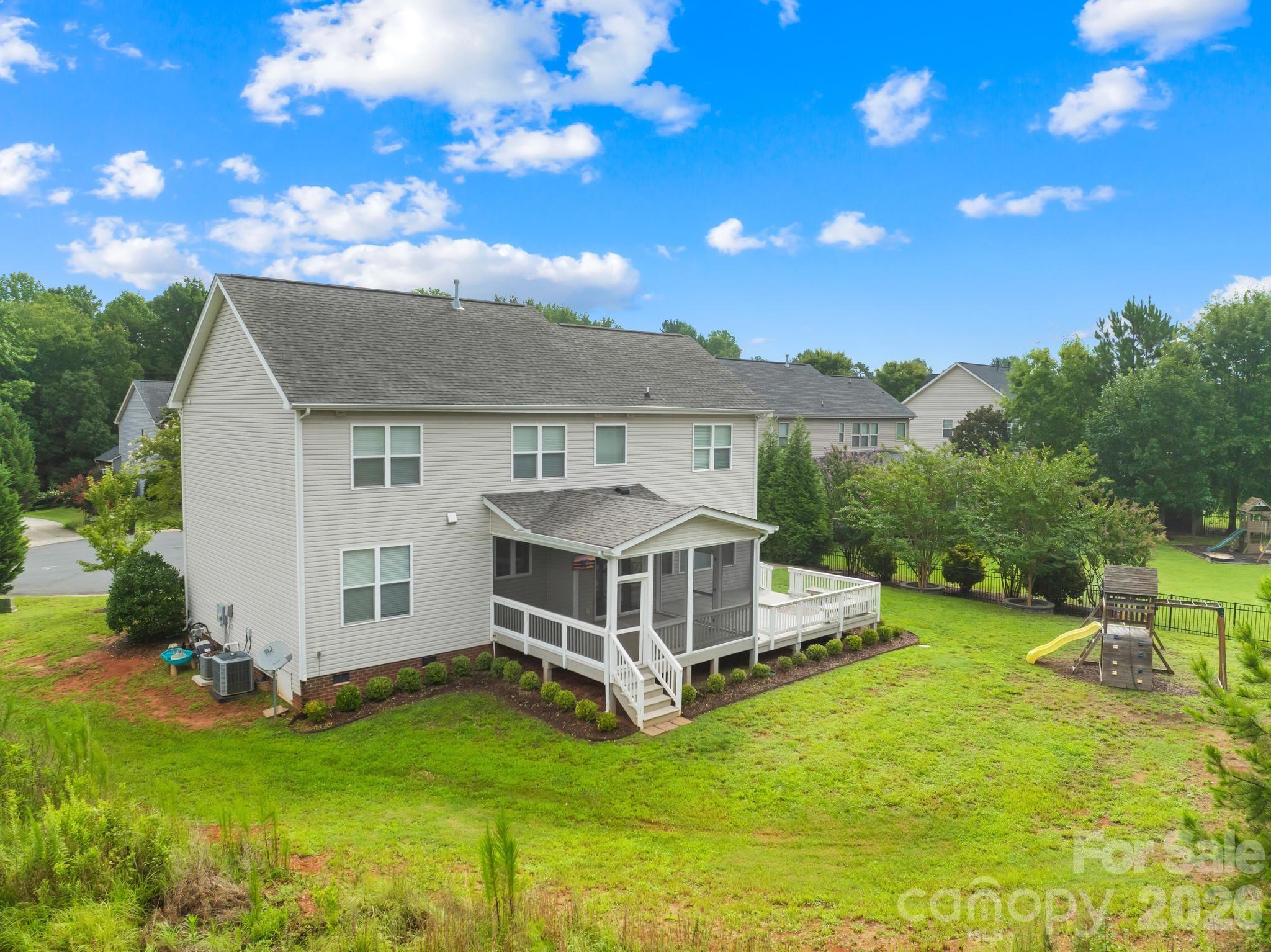 1004 Hawker Road — Matthews