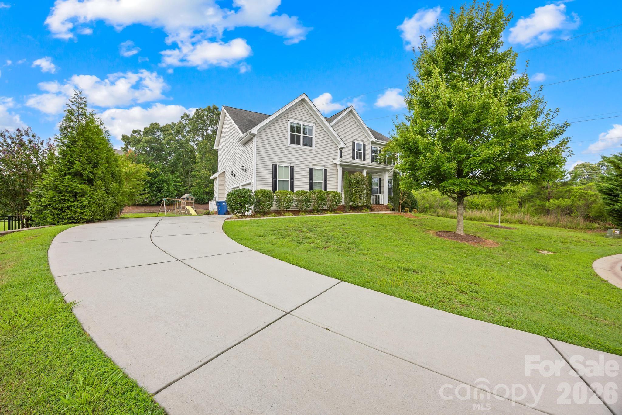 1004 Hawker Road — Matthews