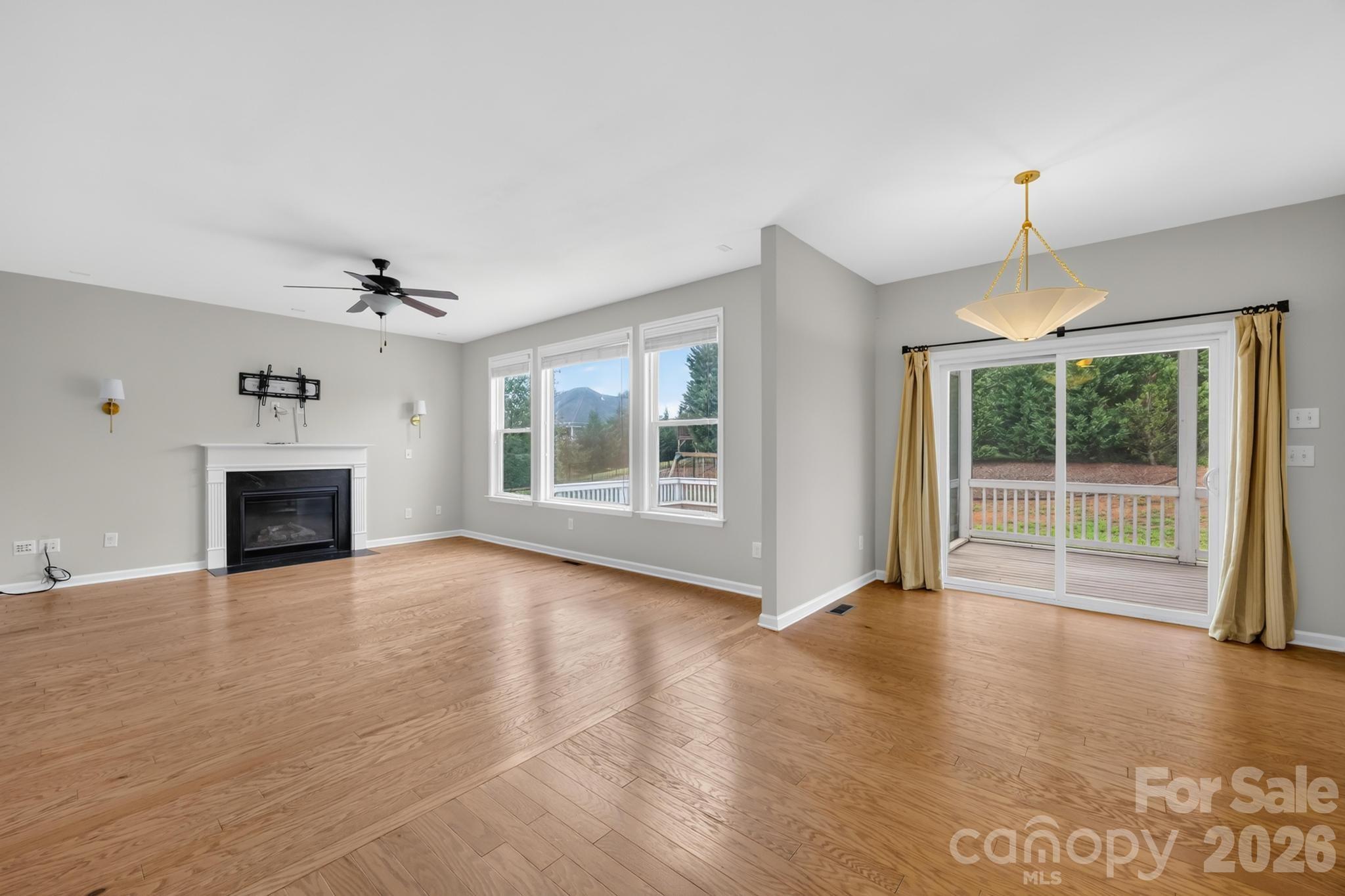 1004 Hawker Road — Matthews