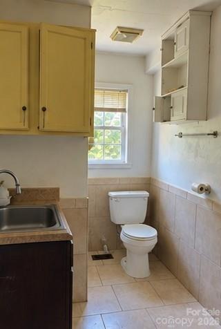 3308 Sutton Drive — Charlotte