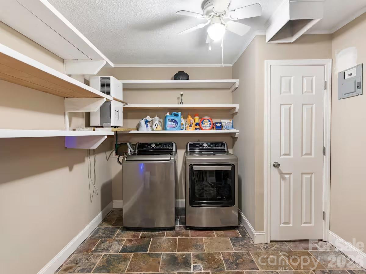 1475 Riverview Circle — Fort Lawn
