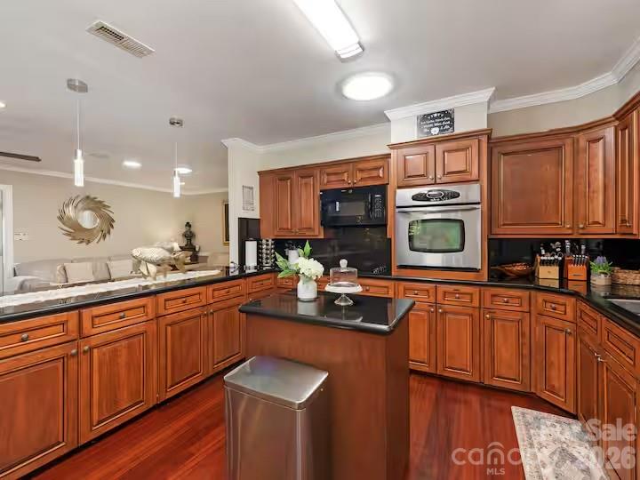 1475 Riverview Circle — Fort Lawn
