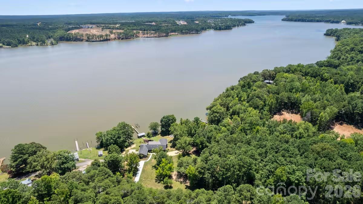 1475 Riverview Circle — Fort Lawn