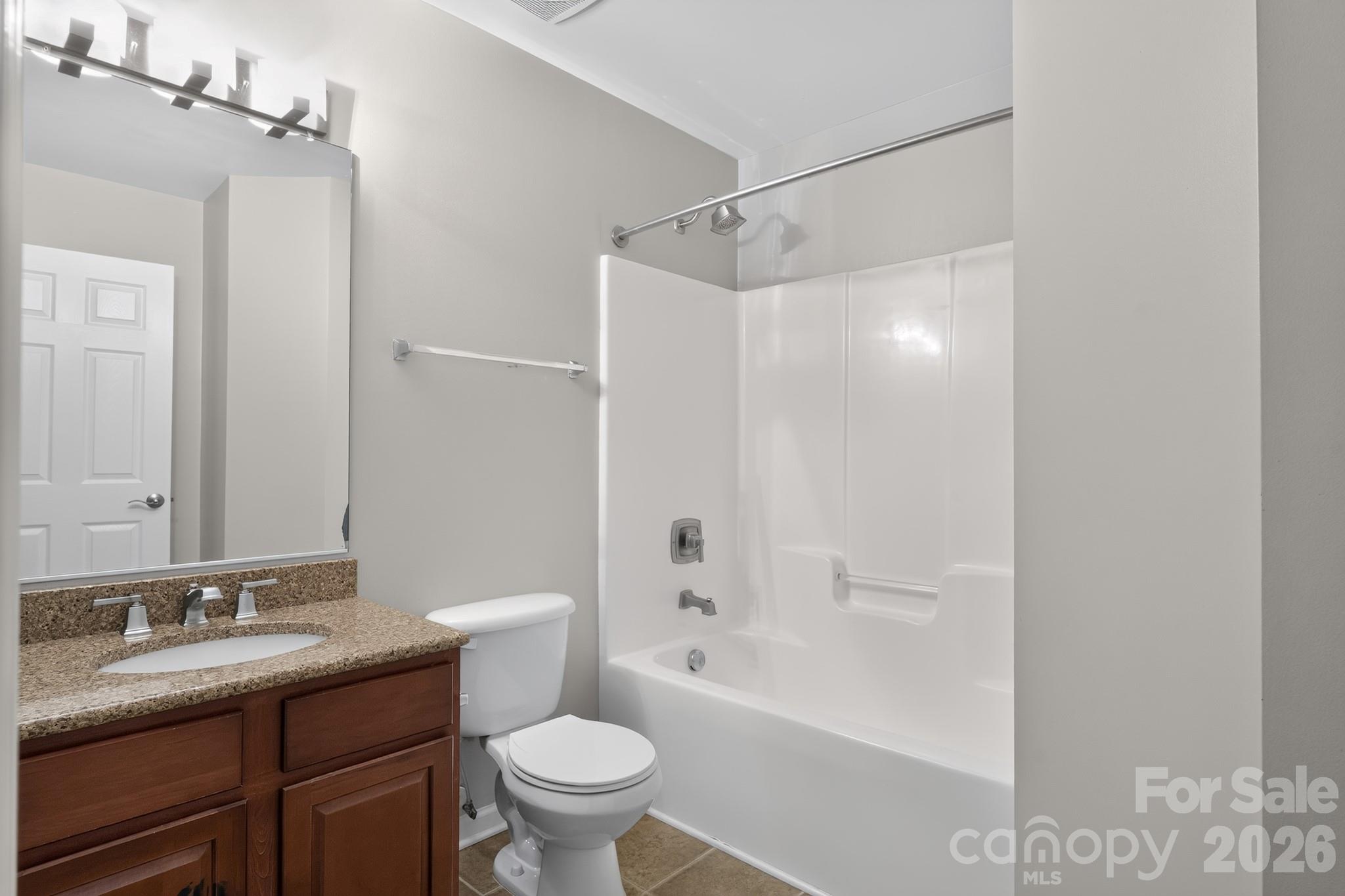 2515 Bethesda Oaks Drive — Gastonia