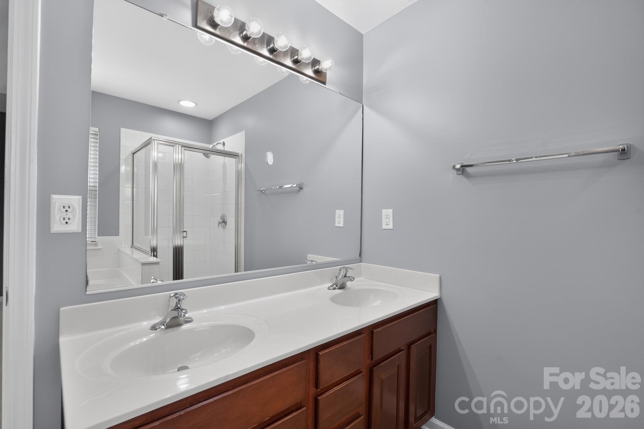 2515 Bethesda Oaks Drive — Gastonia