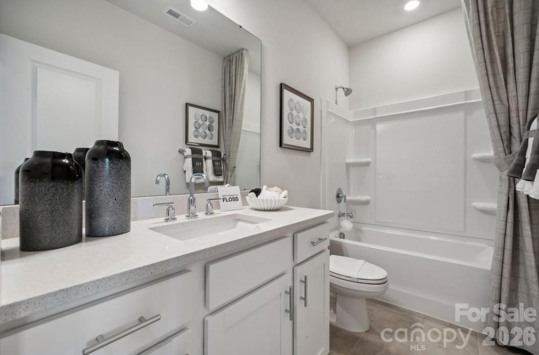 2133 Hawksworth Lane — Charlotte