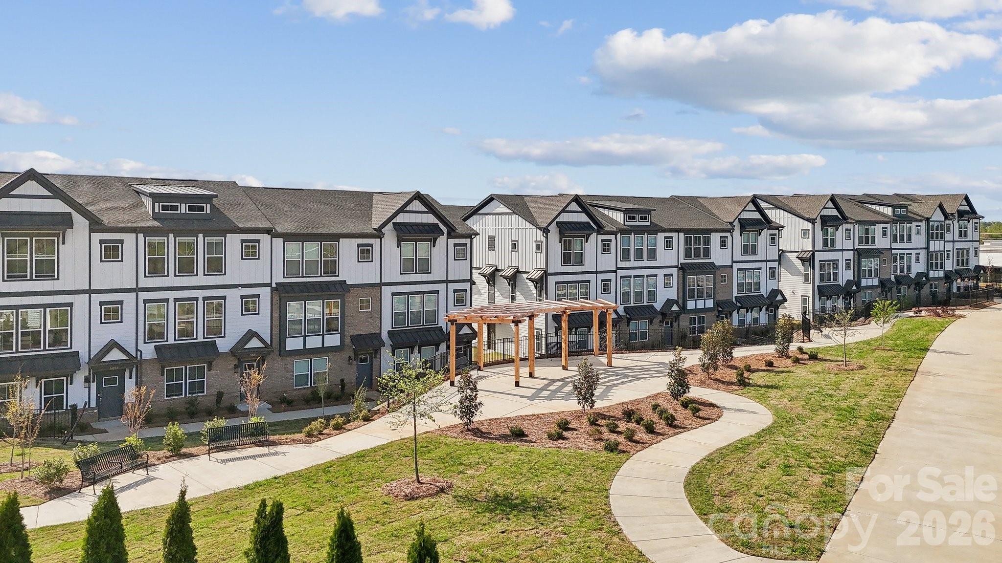 2133 Hawksworth Lane — Charlotte