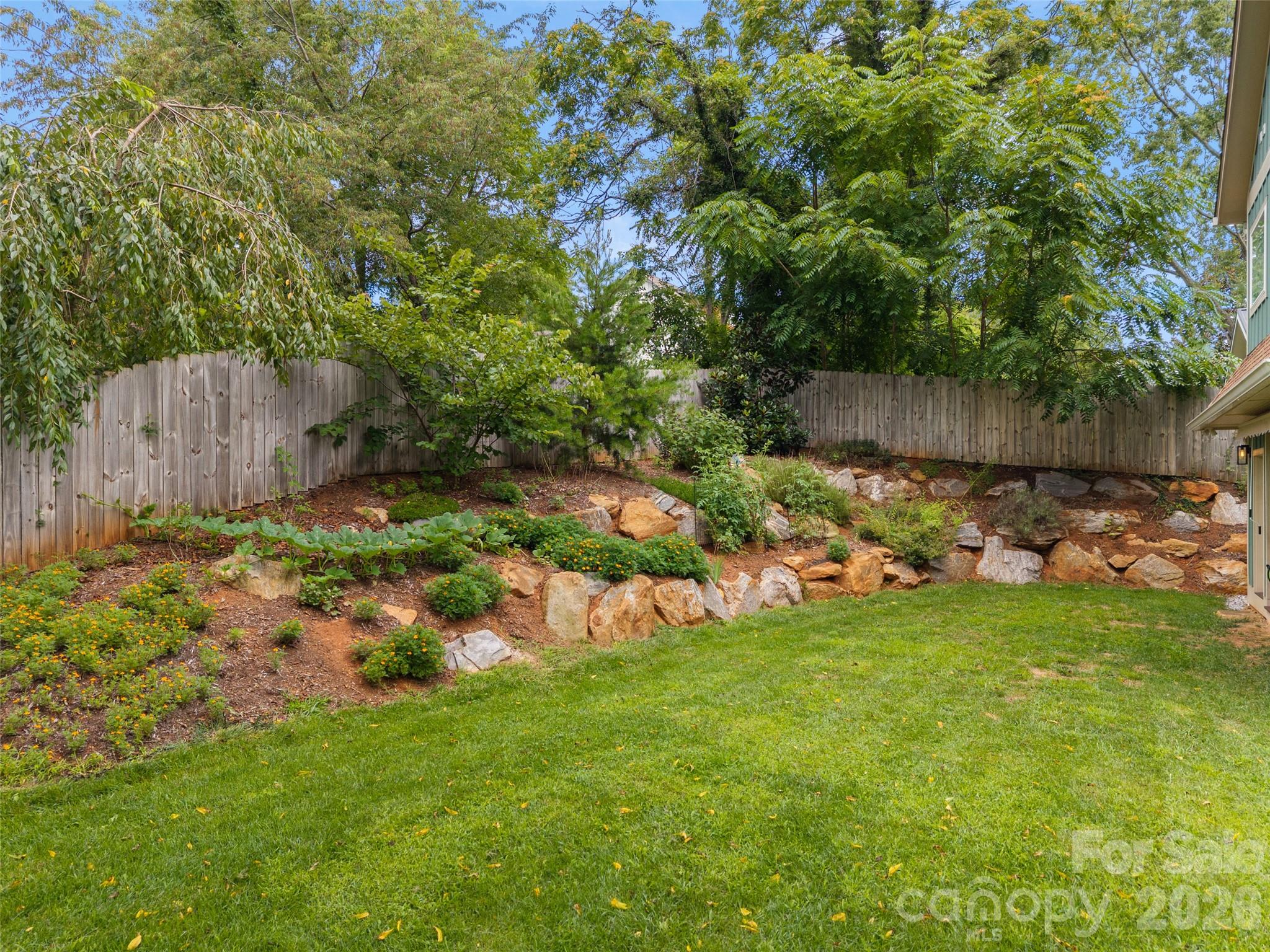 159 Wellington Street — Asheville