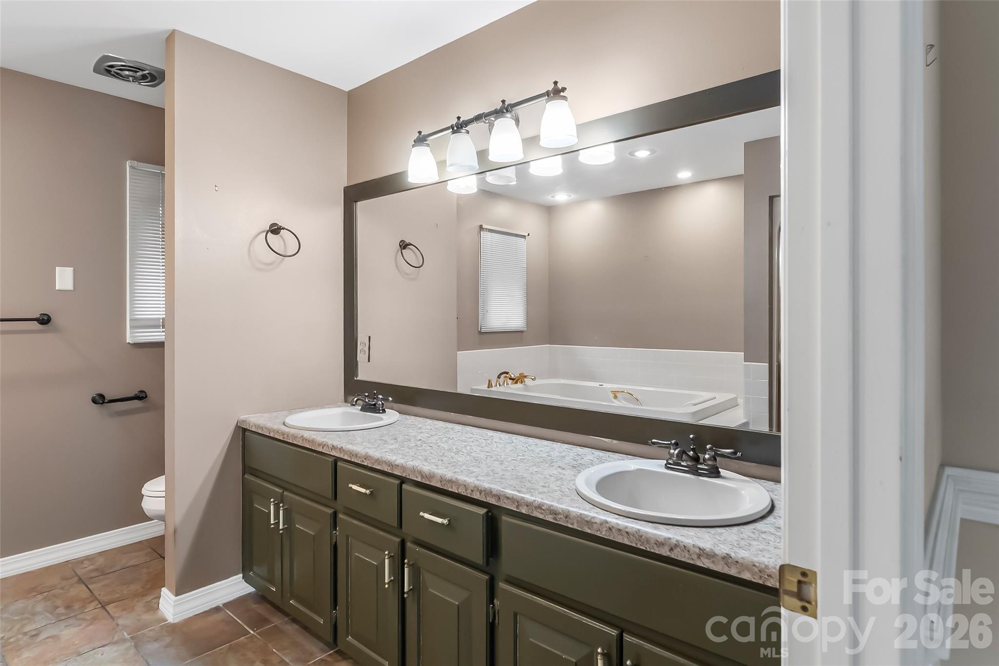 60 Monte Vista Drive — Waynesville