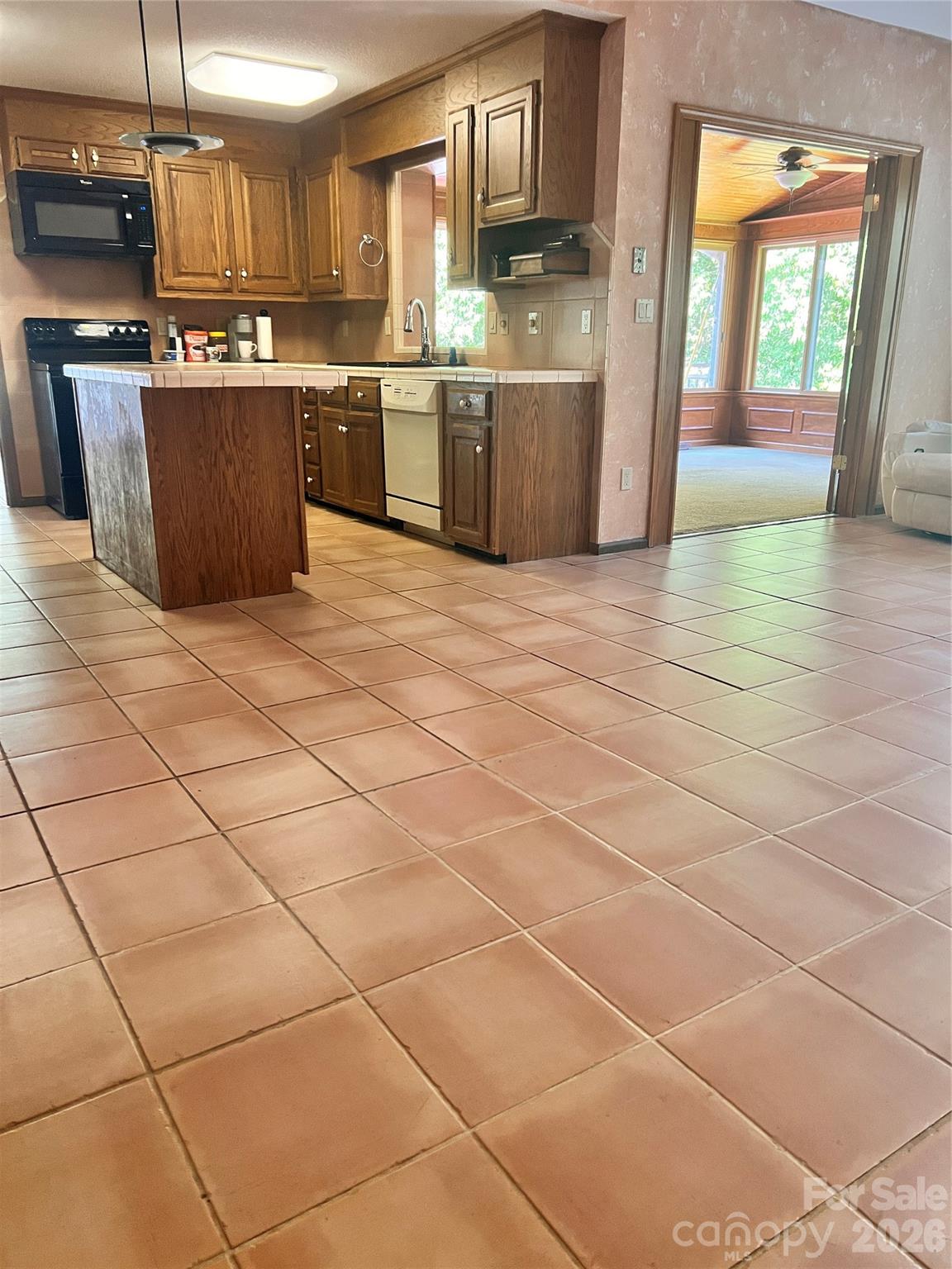 101 Forest Cliff Court NE — Concord