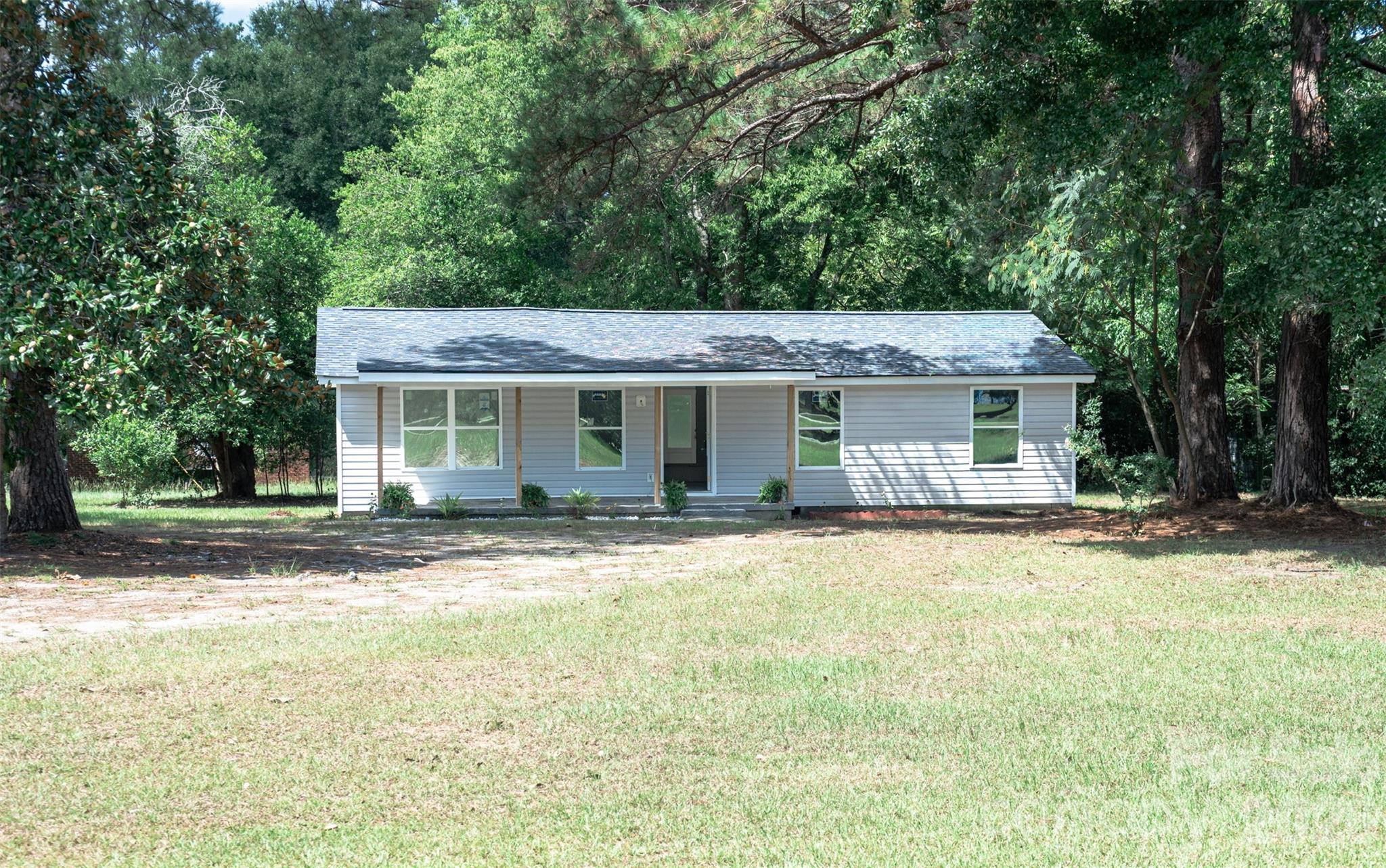 3105 Evelyn Circle — Darlington