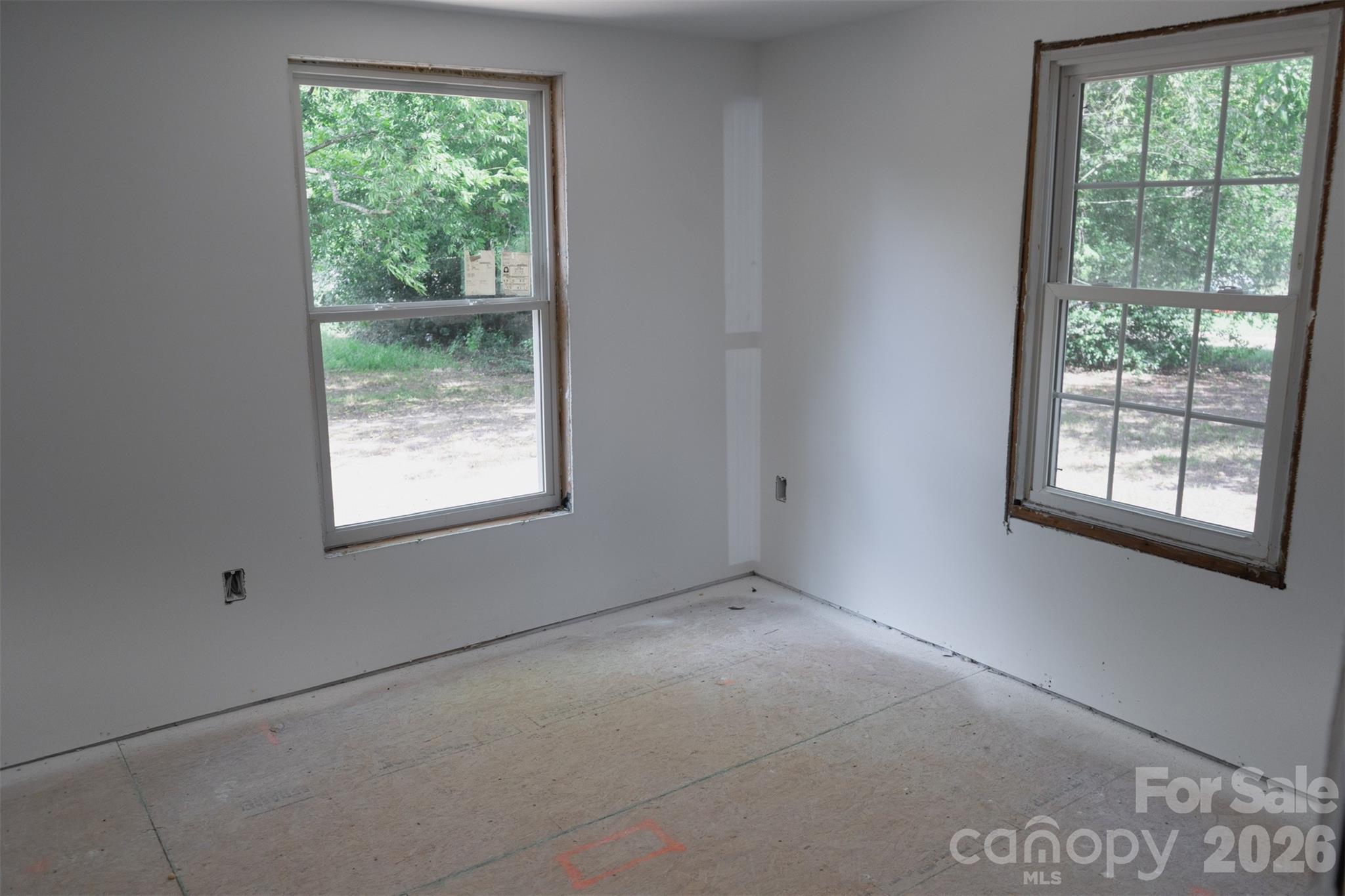 3105 Evelyn Circle — Darlington