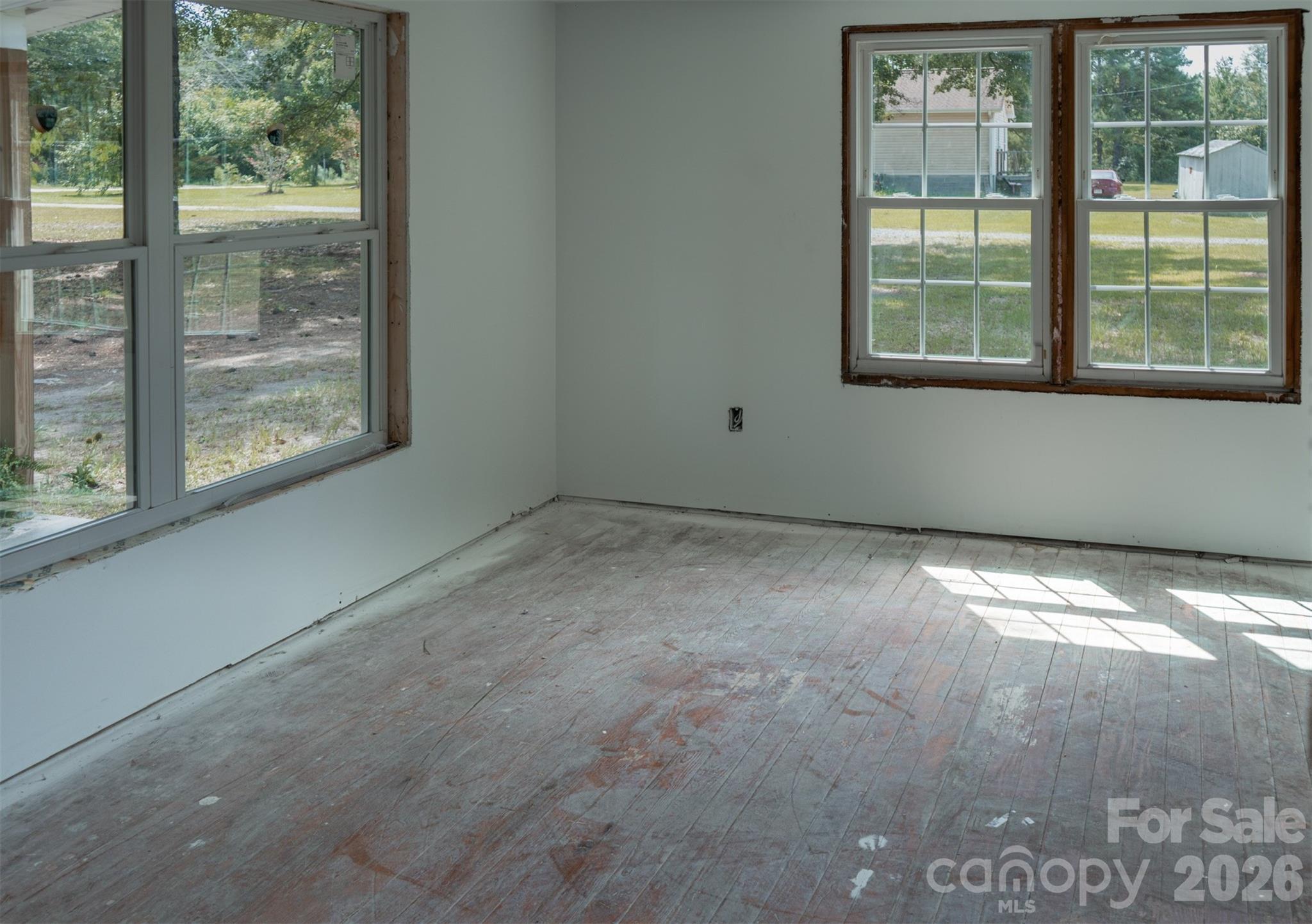 3105 Evelyn Circle — Darlington