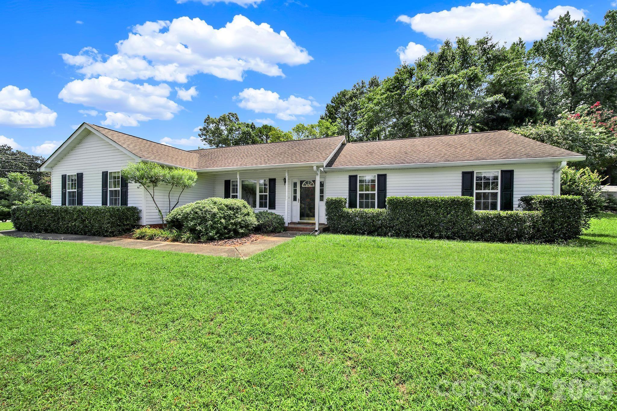 1805 Lillian Lane — Fort Mill