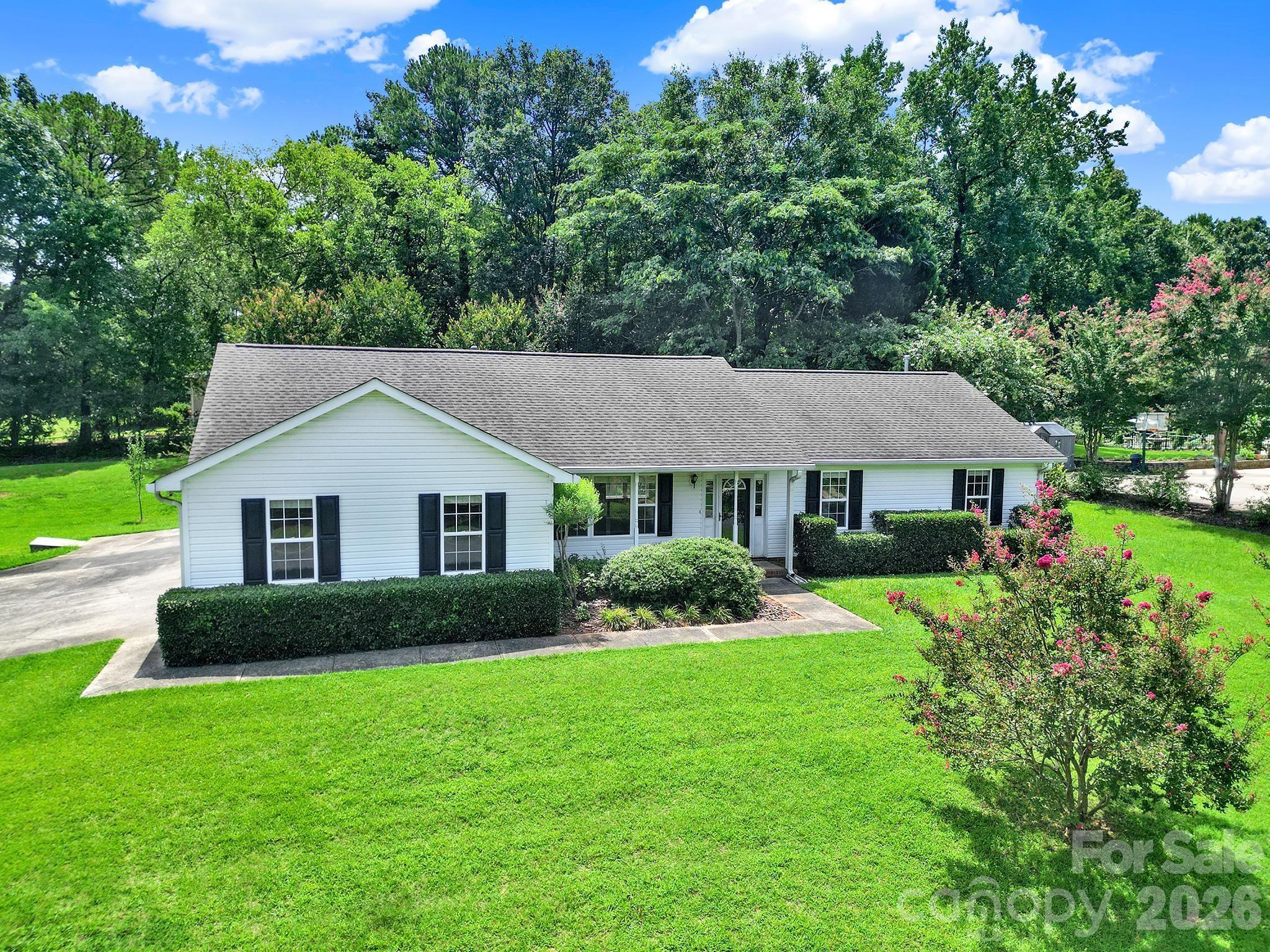 1805 Lillian Lane — Fort Mill