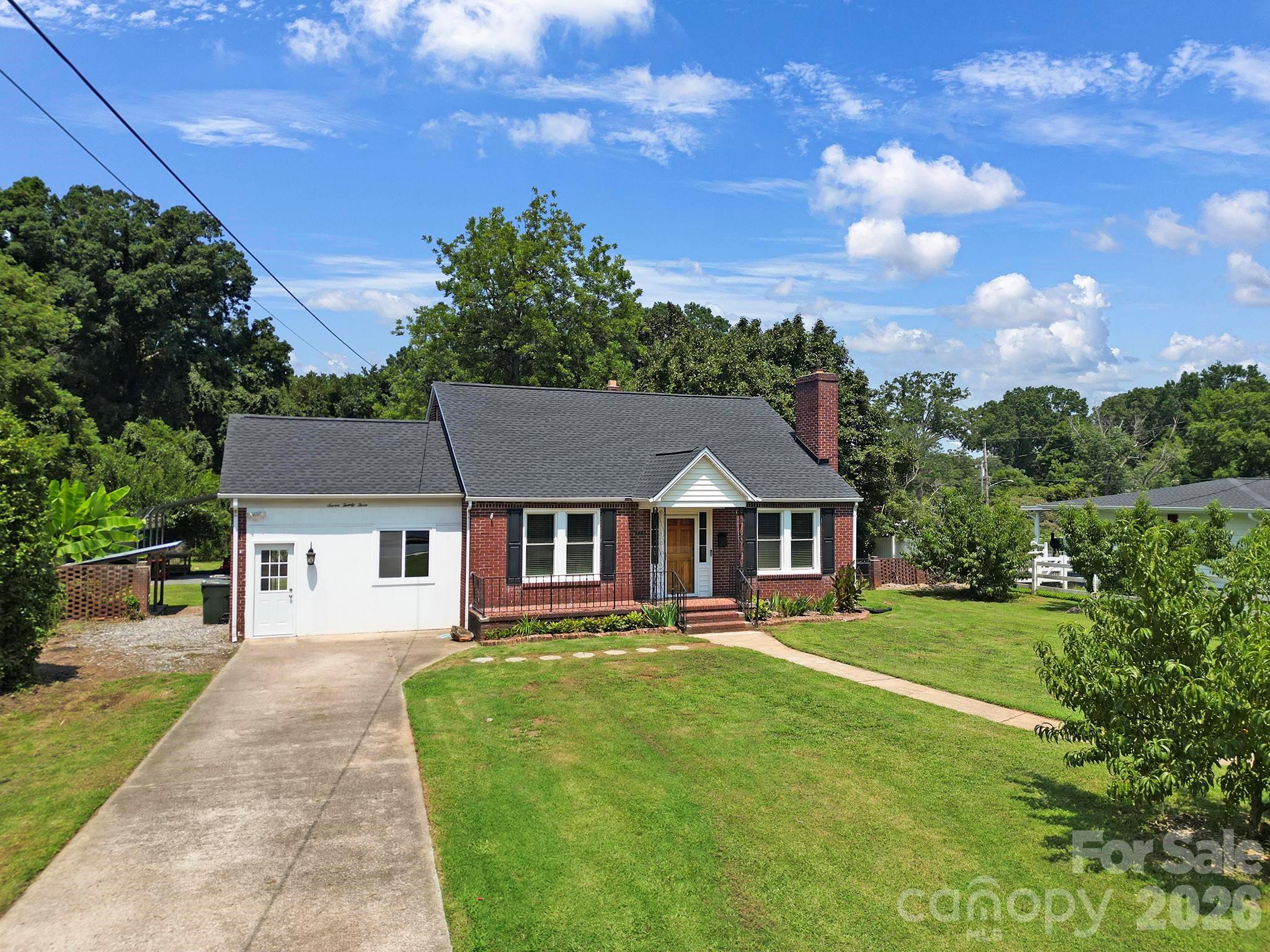 723 N Confederate Avenue — Rock Hill