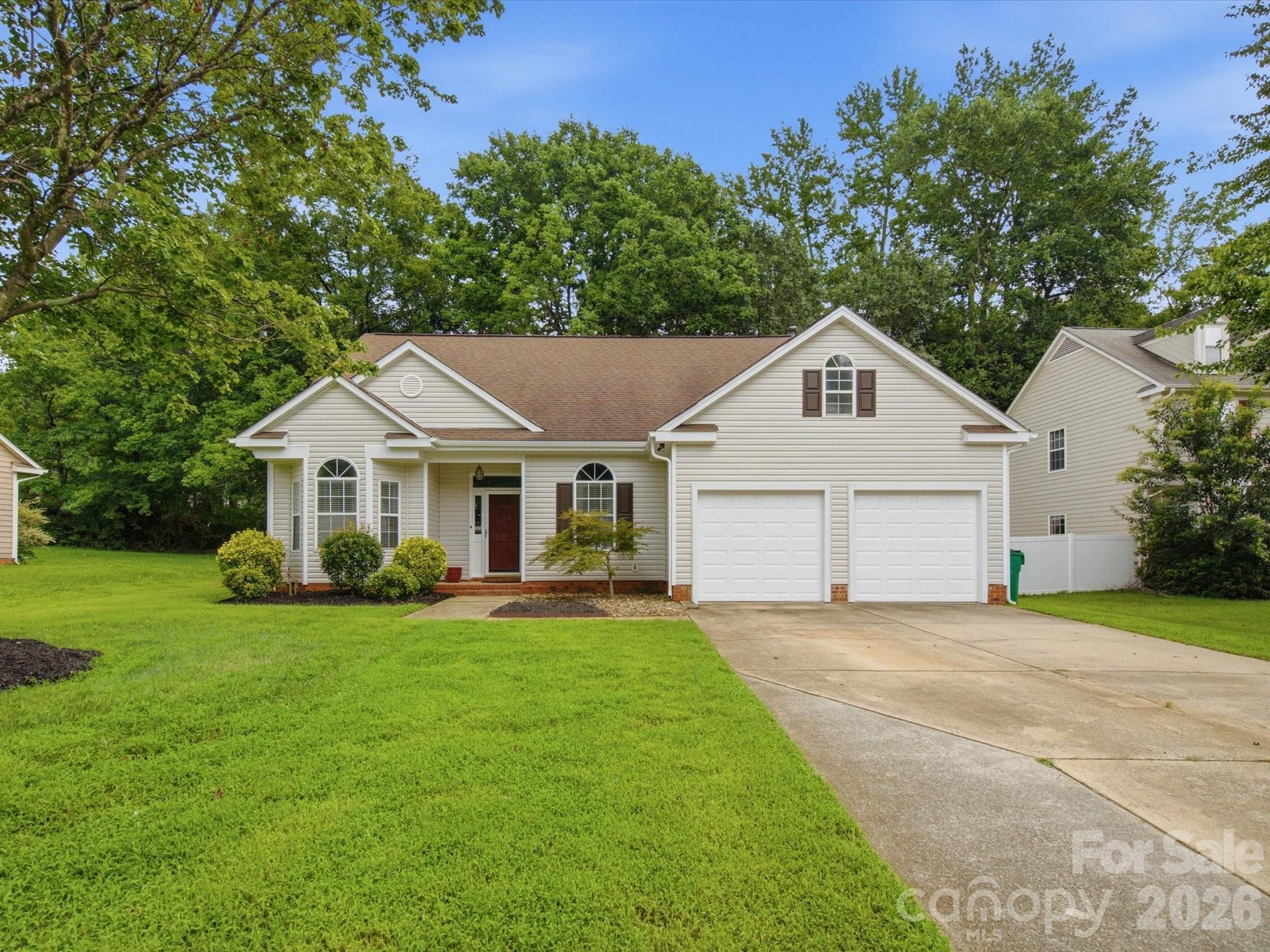 607 Oakbluff Circle — Charlotte