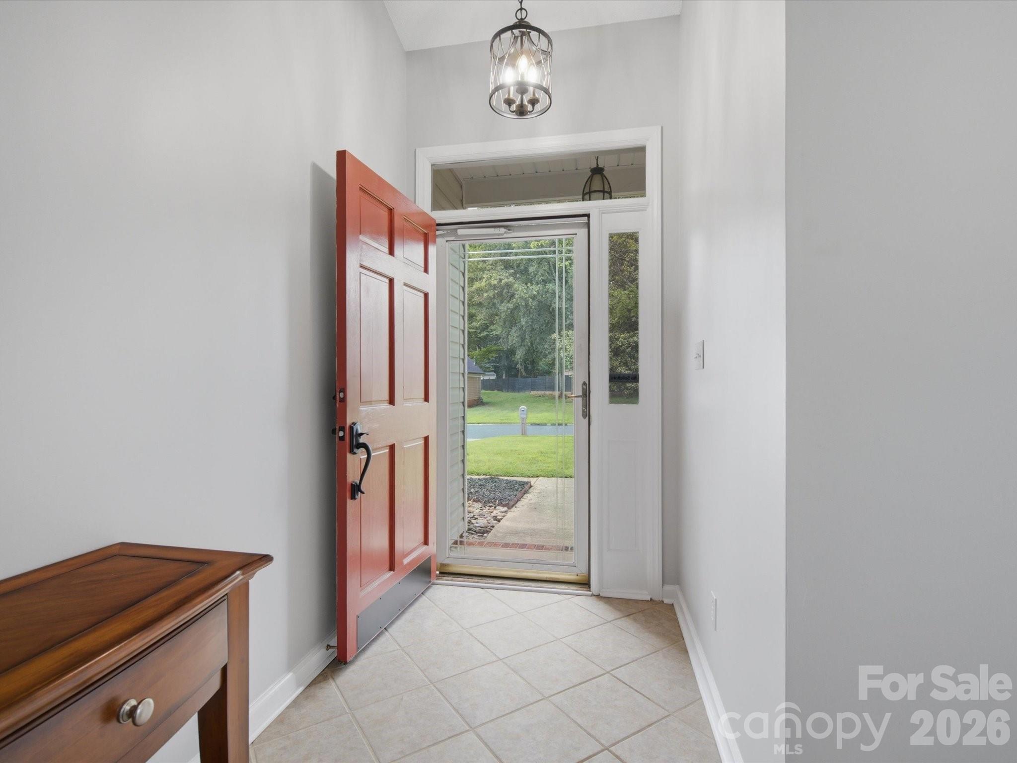 607 Oakbluff Circle — Charlotte
