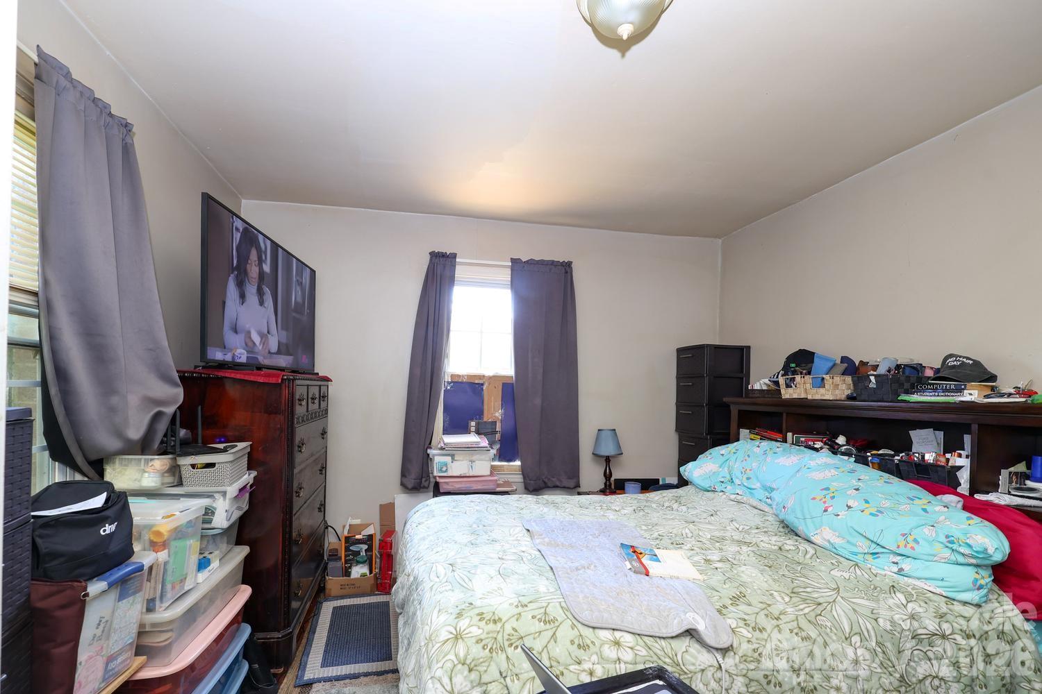 1609 Maribel Avenue — Charlotte