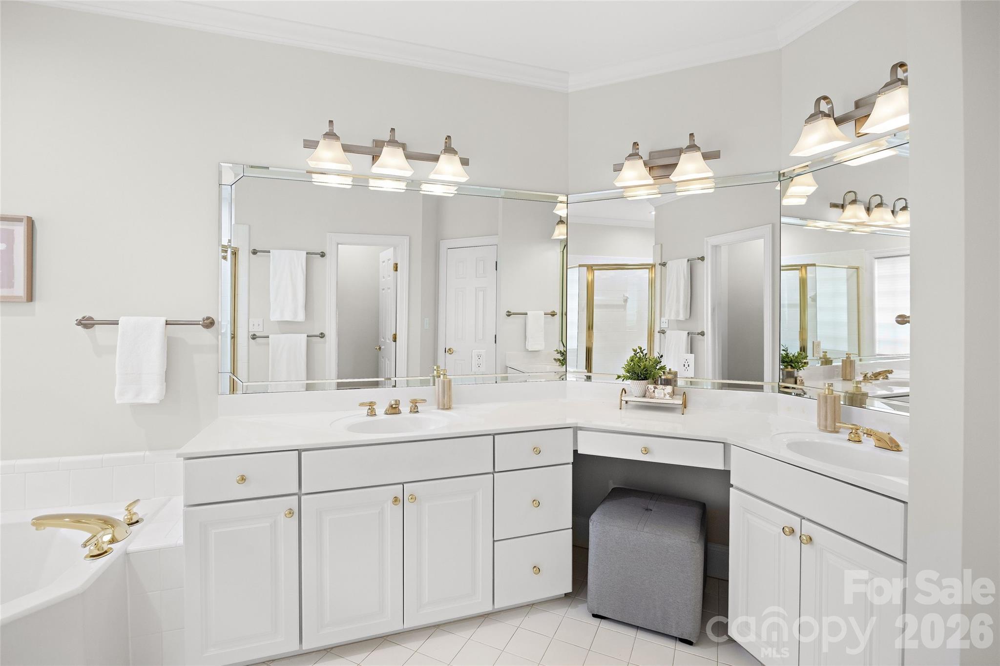 5232 Colony Road — Charlotte