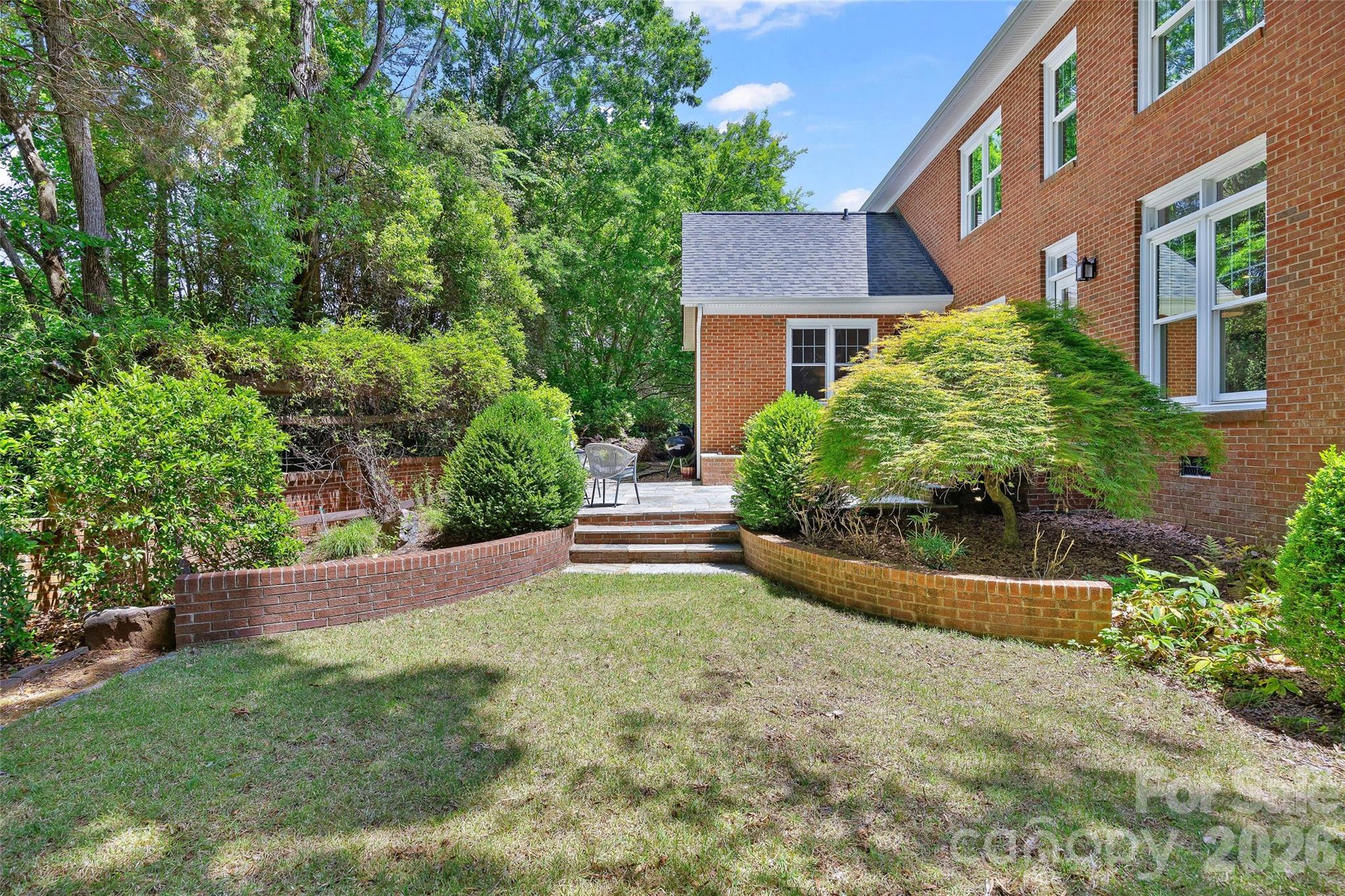 5232 Colony Road — Charlotte