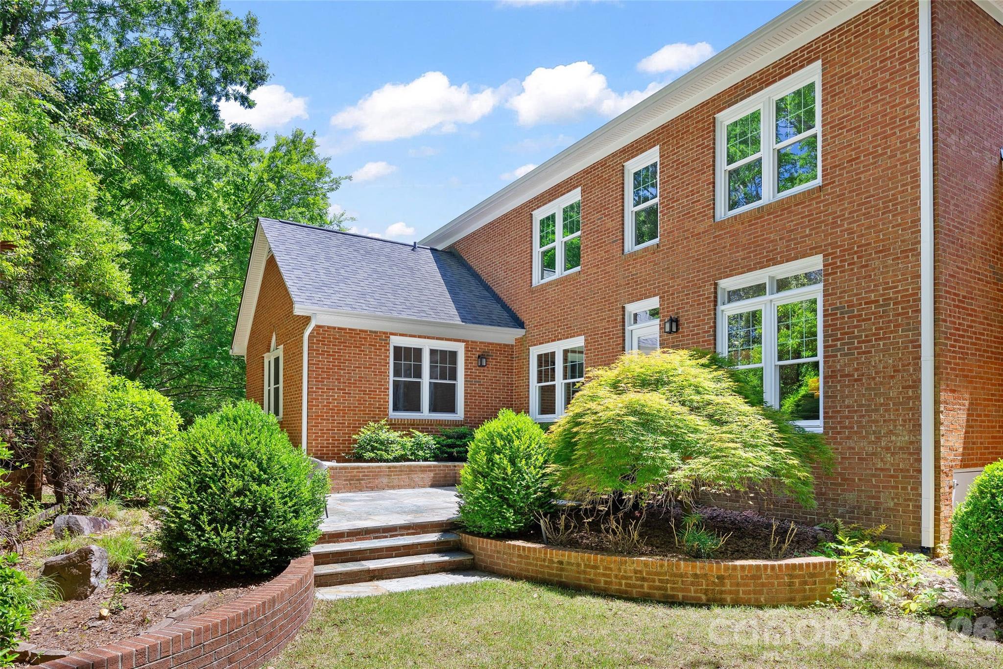 5232 Colony Road — Charlotte