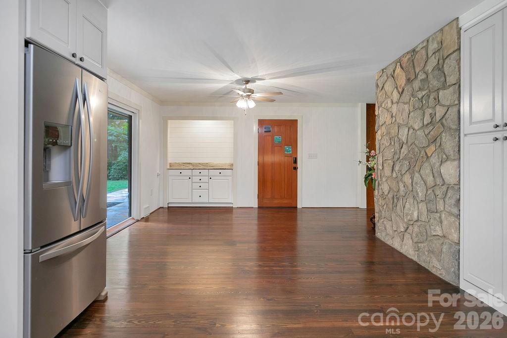 100 Ashton Lane — Brevard