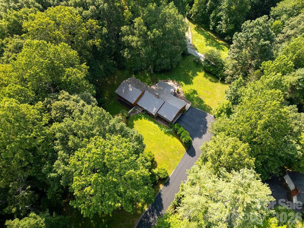 100 Ashton Lane — Brevard