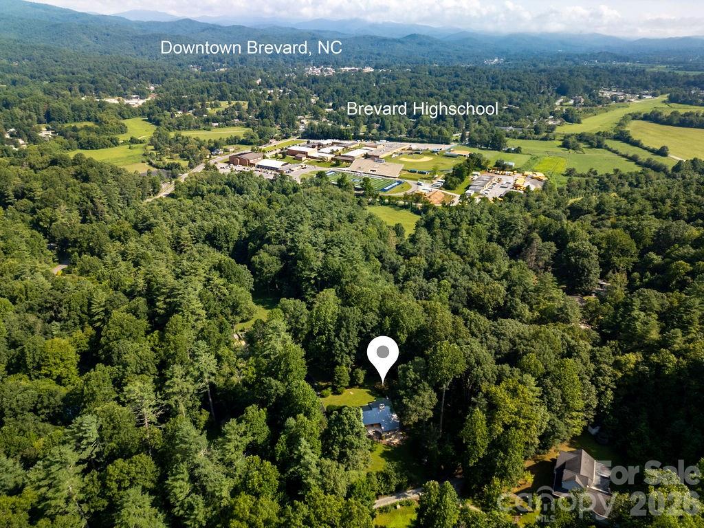 100 Ashton Lane — Brevard