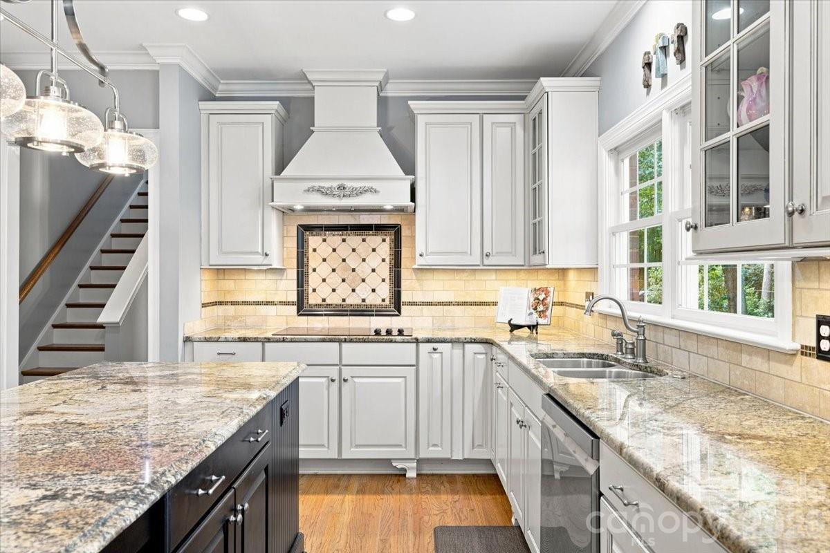 1210 Glynwater Lane — Waxhaw