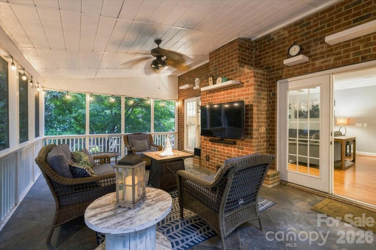 1210 Glynwater Lane — Waxhaw