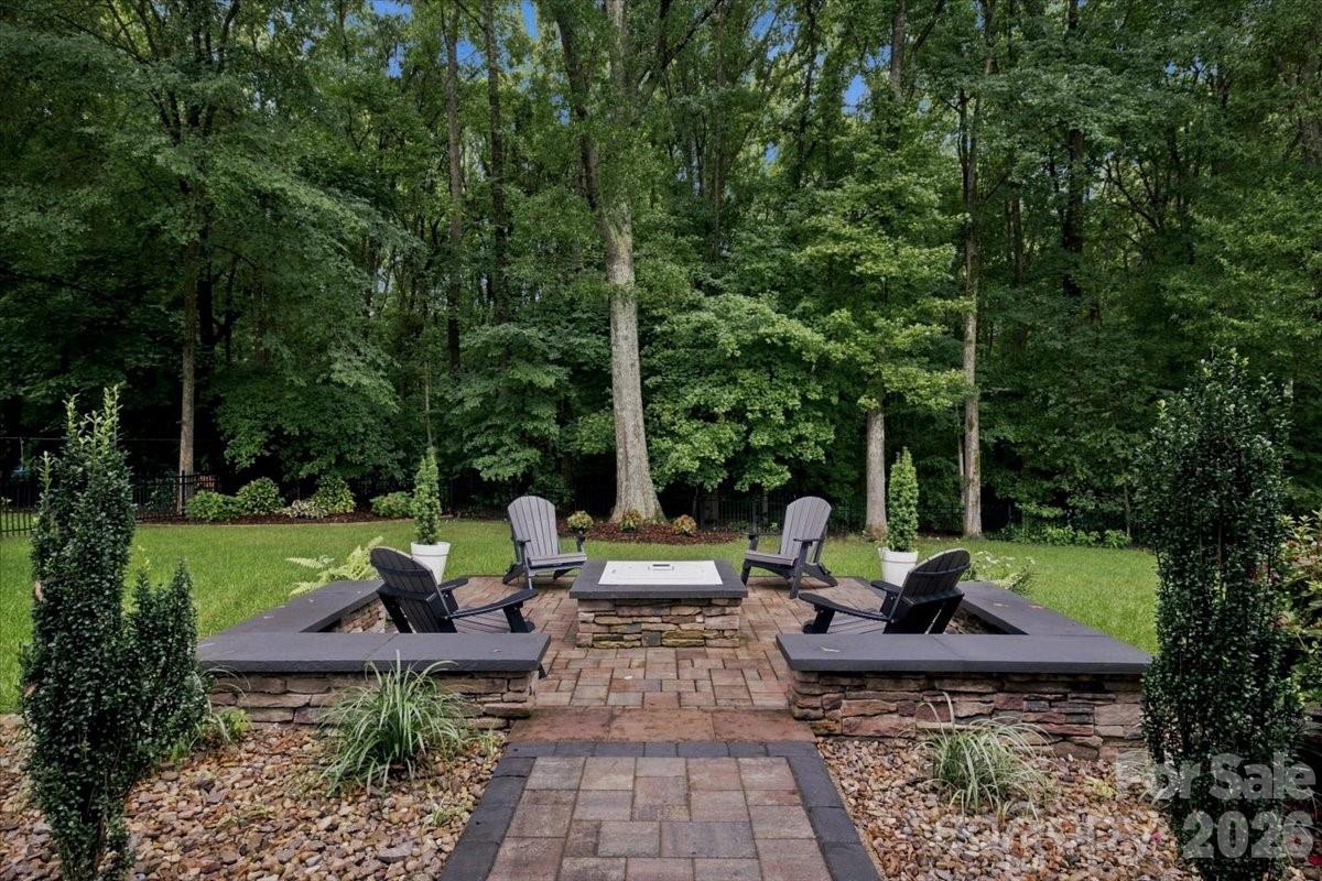 1210 Glynwater Lane — Waxhaw