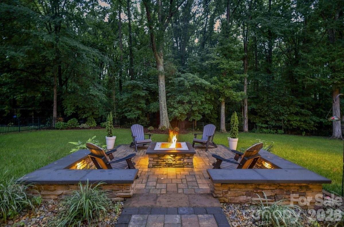 1210 Glynwater Lane — Waxhaw