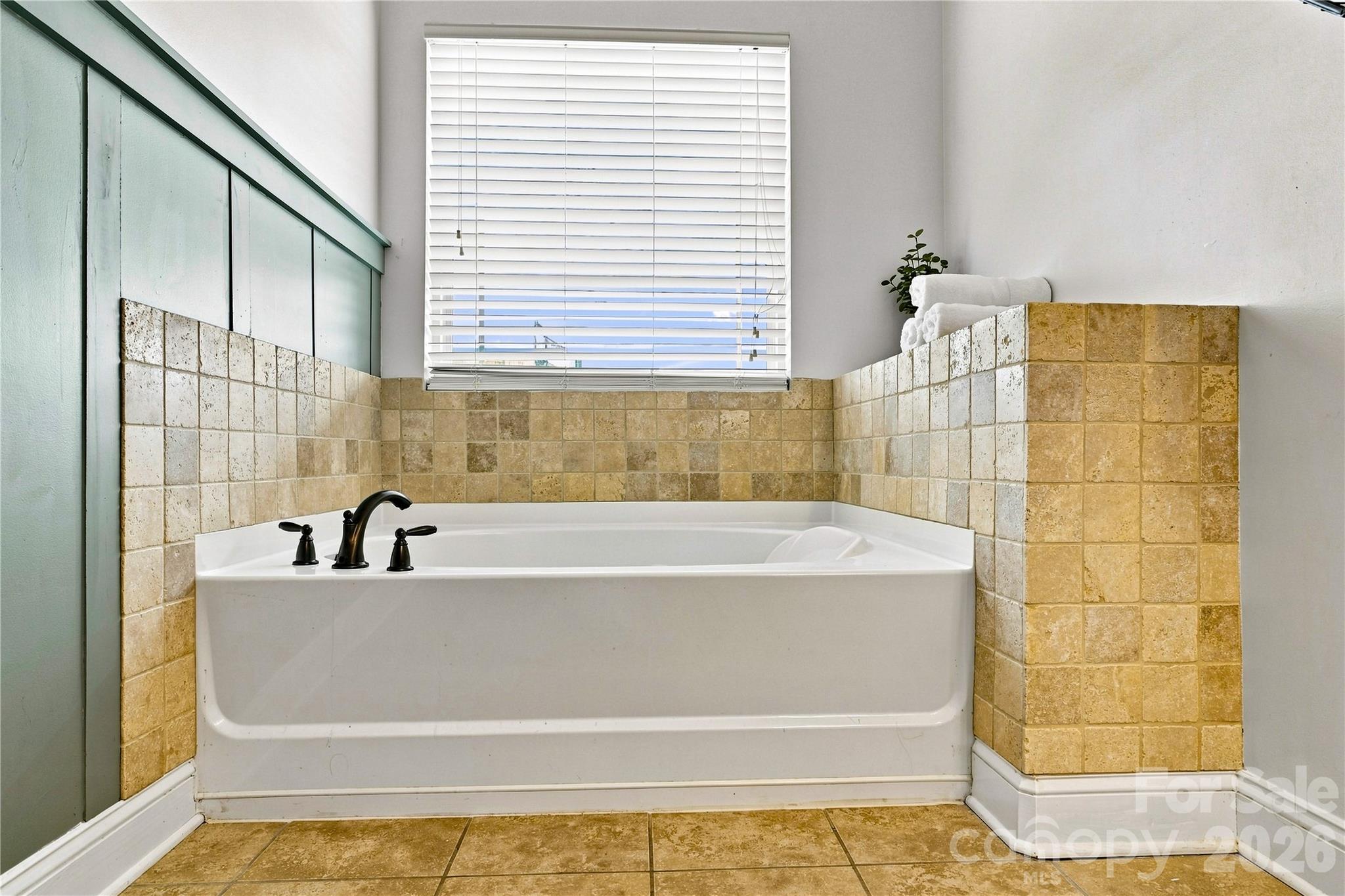 3151 Delaware Drive — Denver
