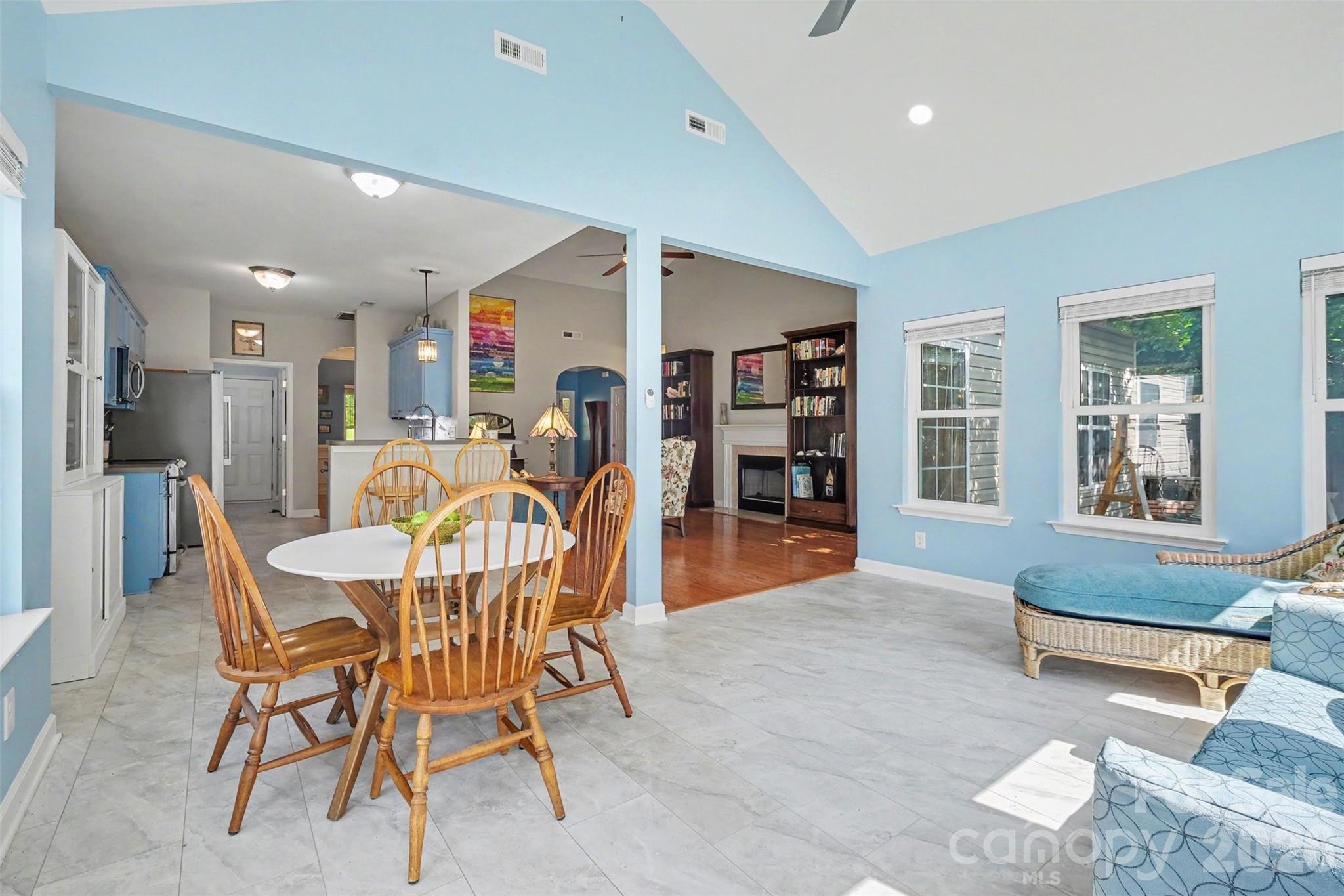 12034 Hampton Place Drive — Charlotte