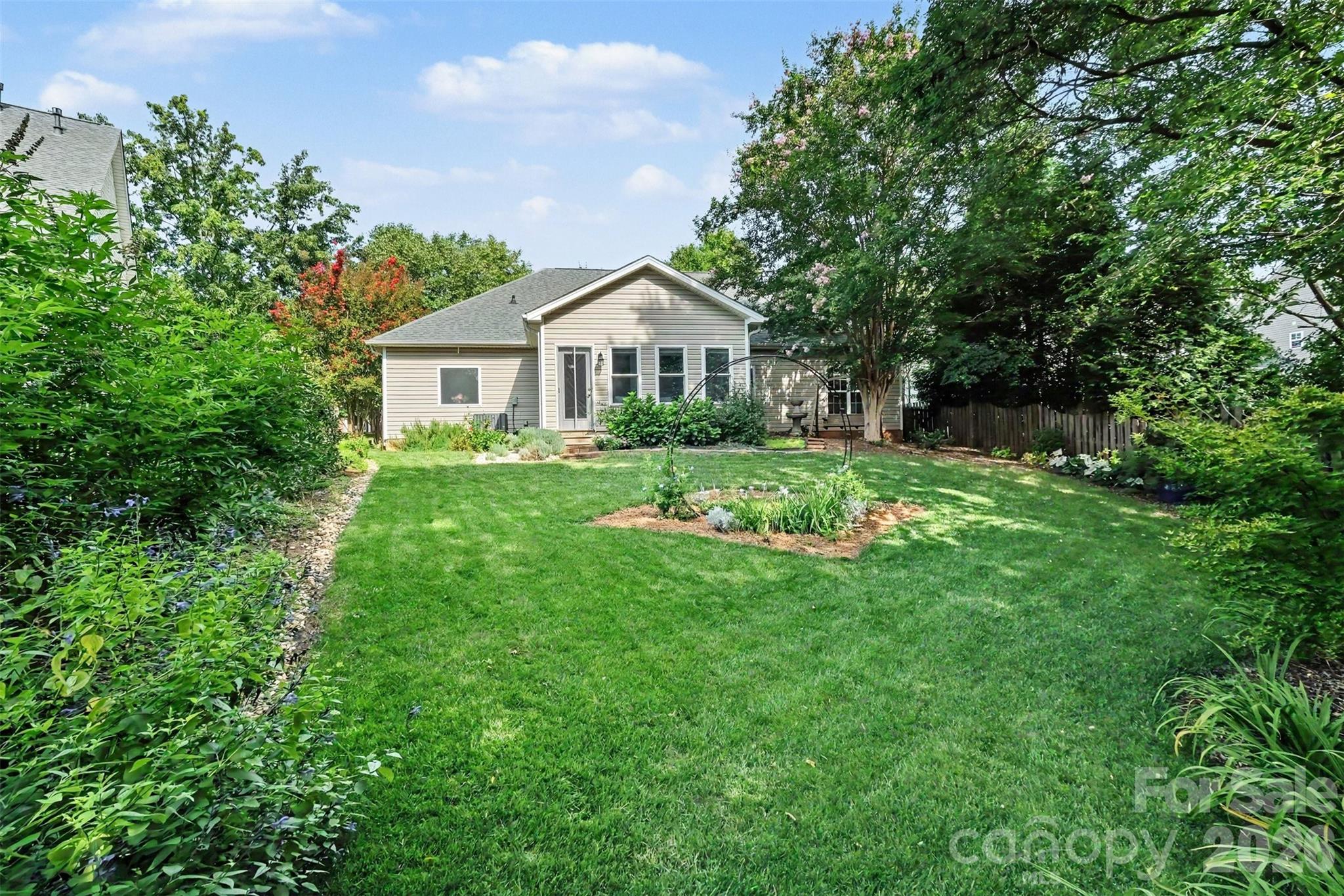12034 Hampton Place Drive — Charlotte