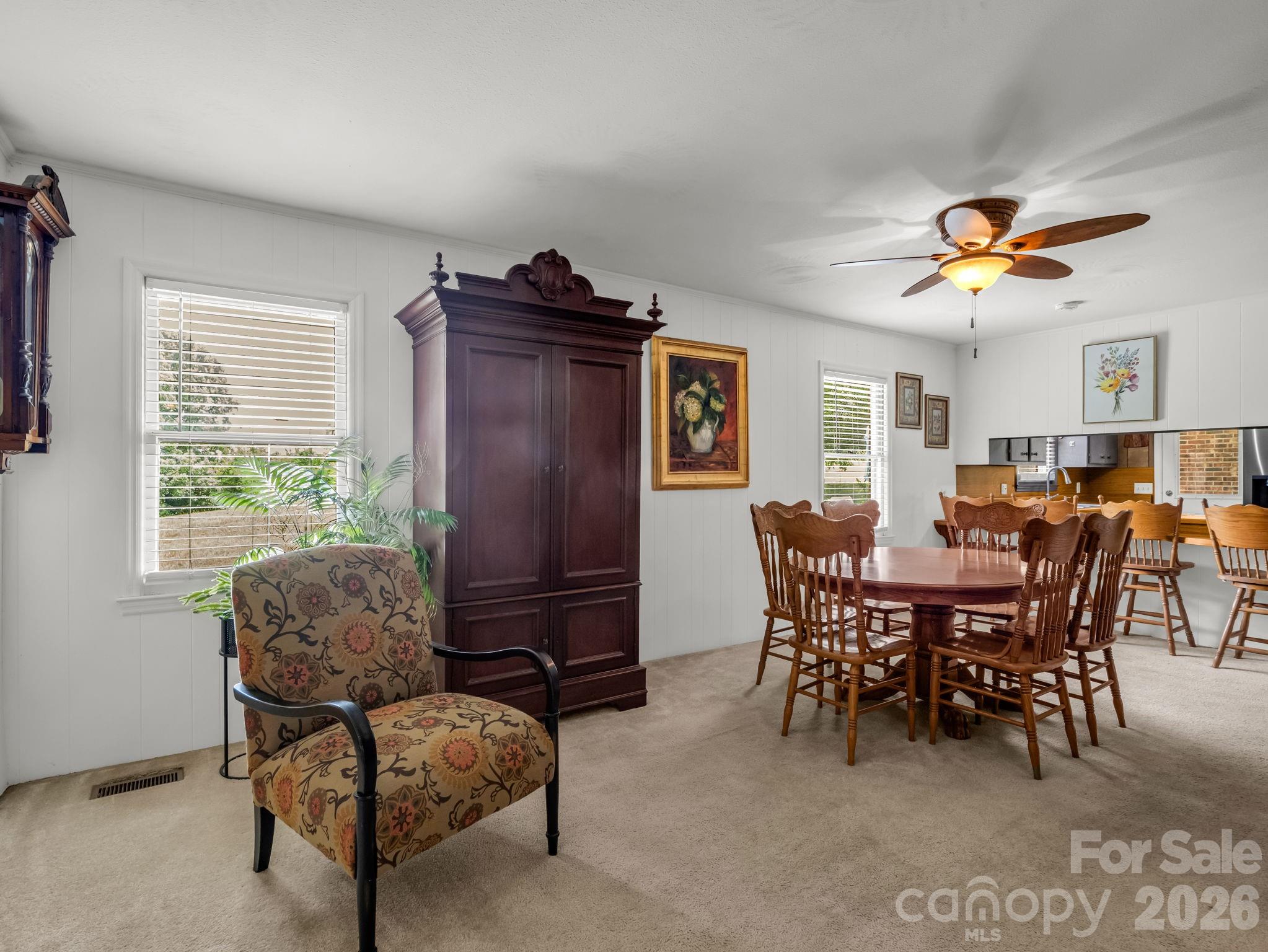 72 McEntire Road — Tryon