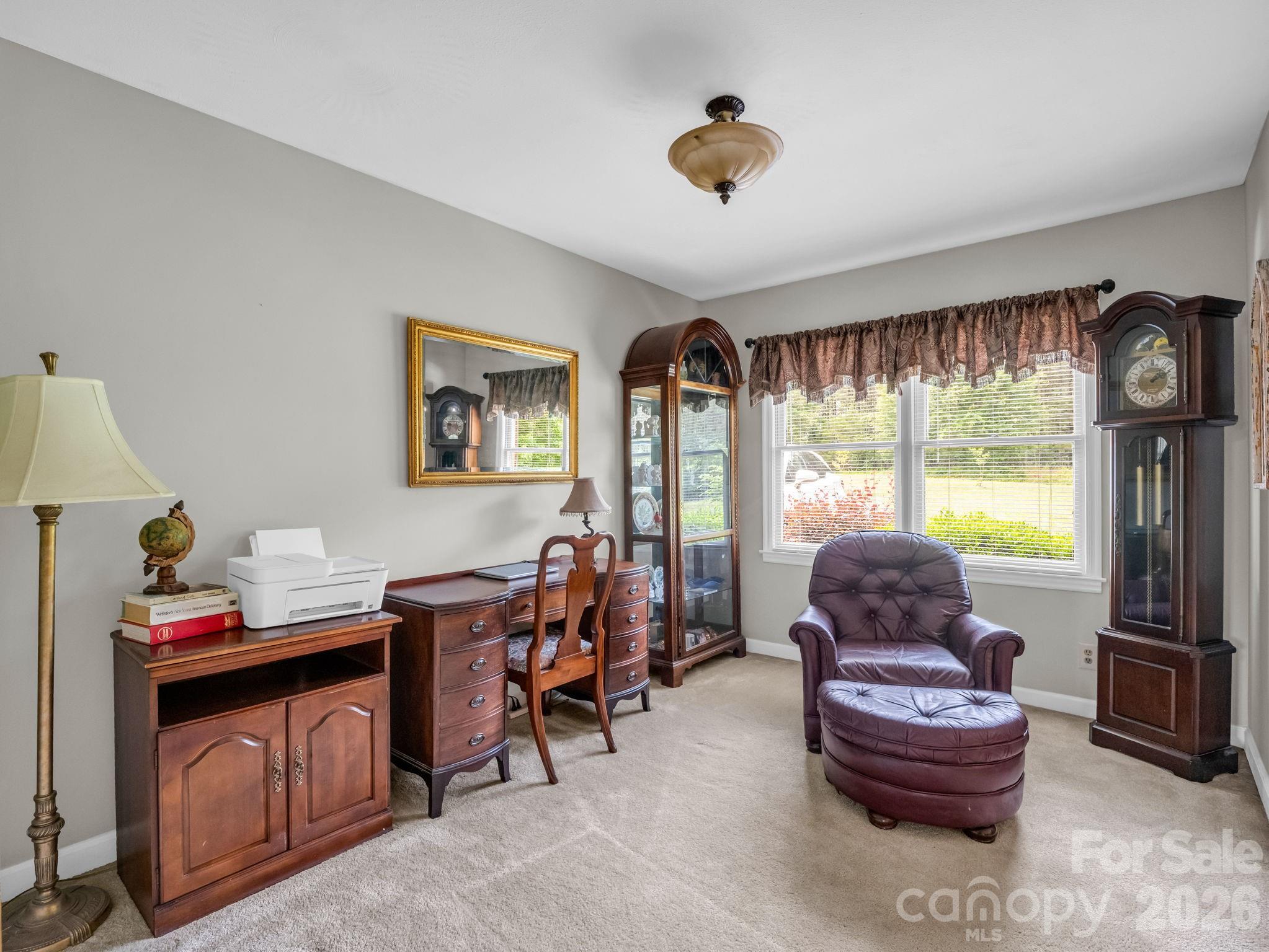 72 McEntire Road — Tryon