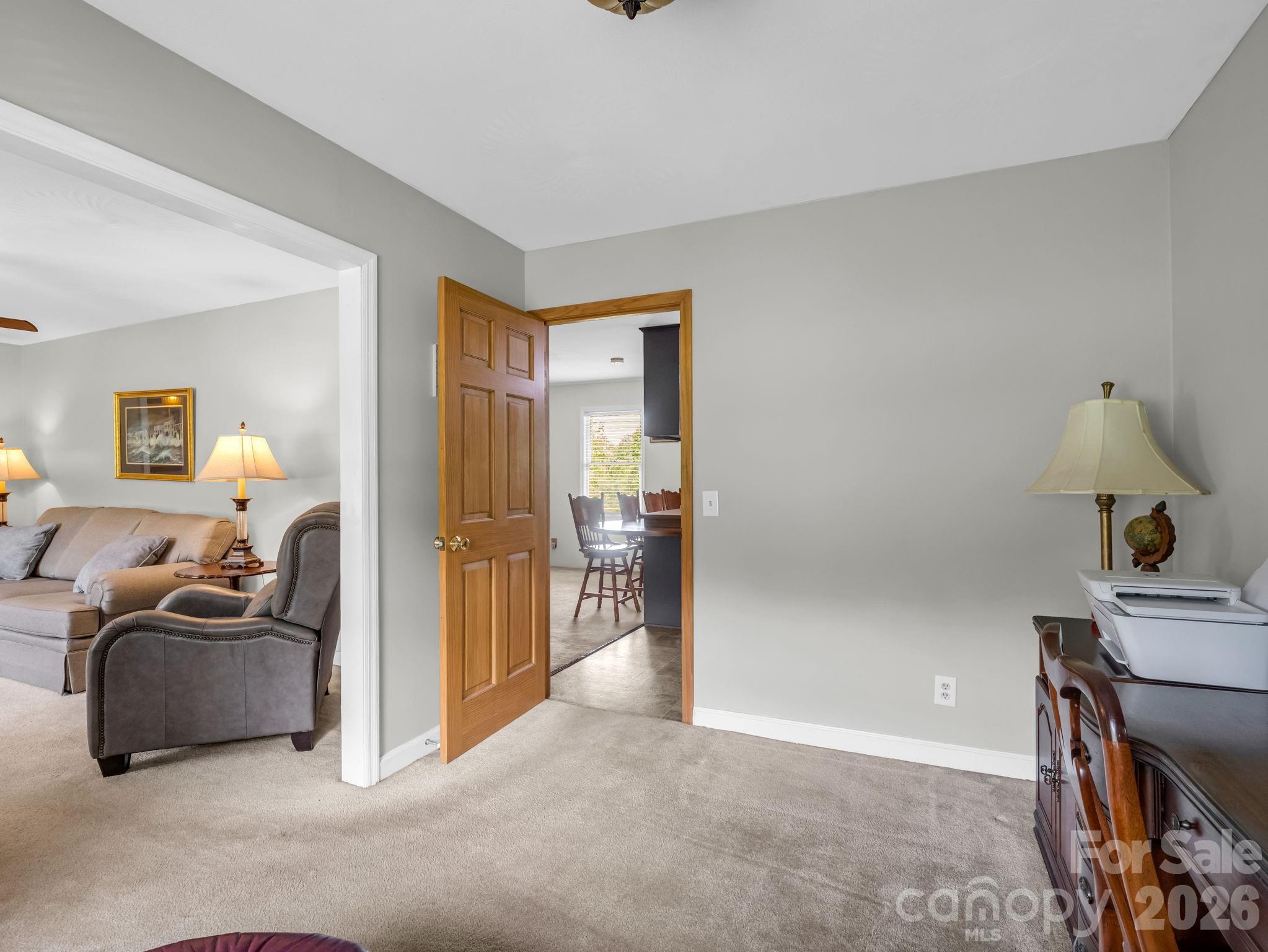 72 McEntire Road — Tryon