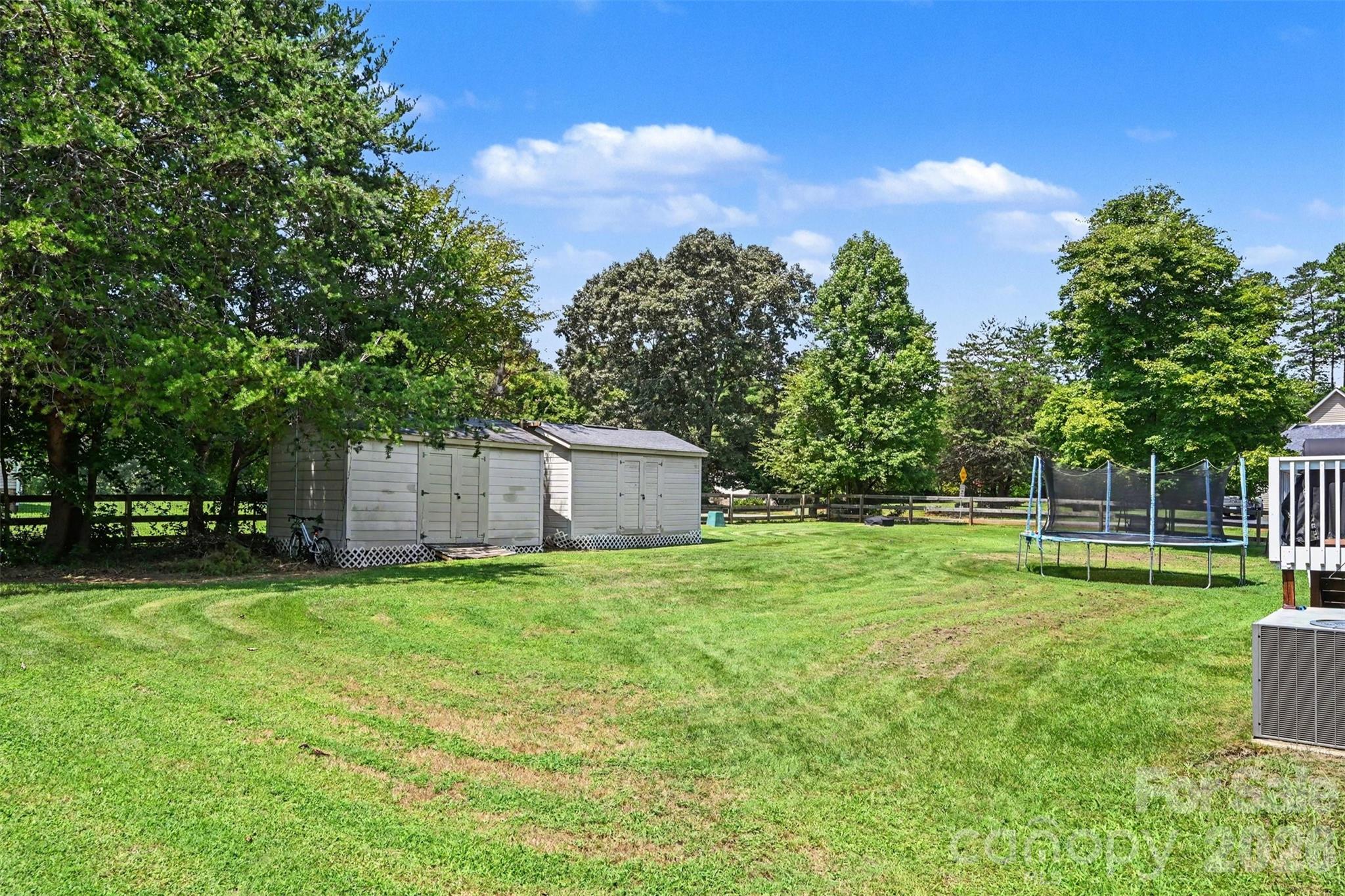 1945 Rhyne Road — Dallas