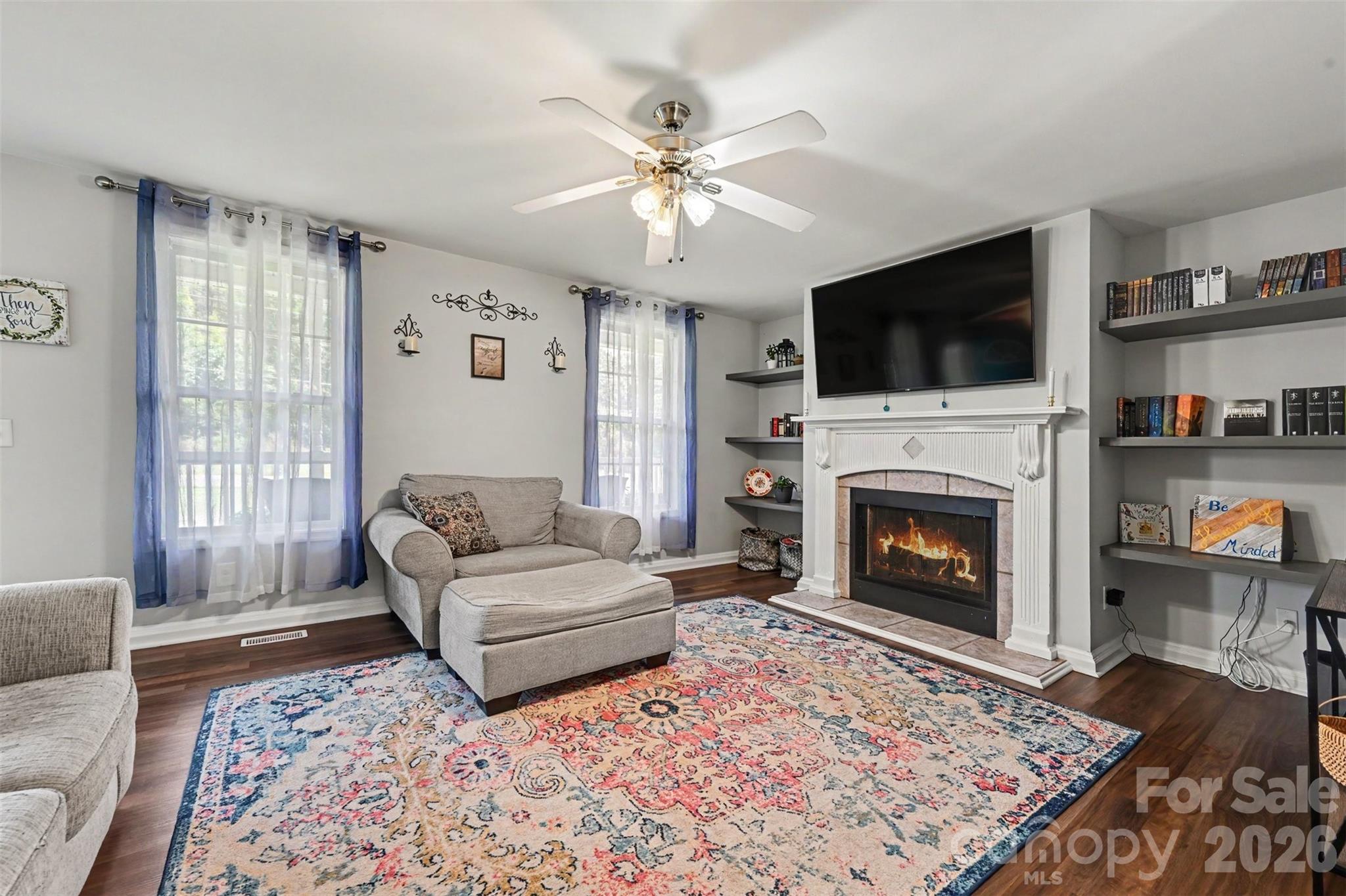 1945 Rhyne Road — Dallas