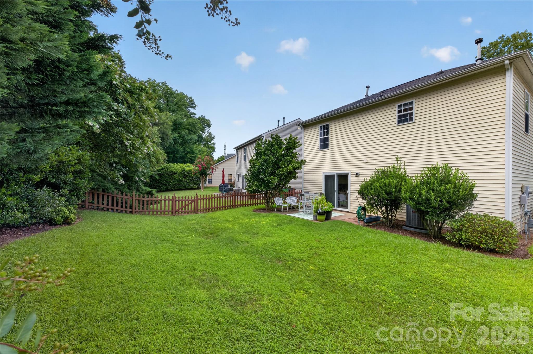 5313 Silabert Avenue — Charlotte
