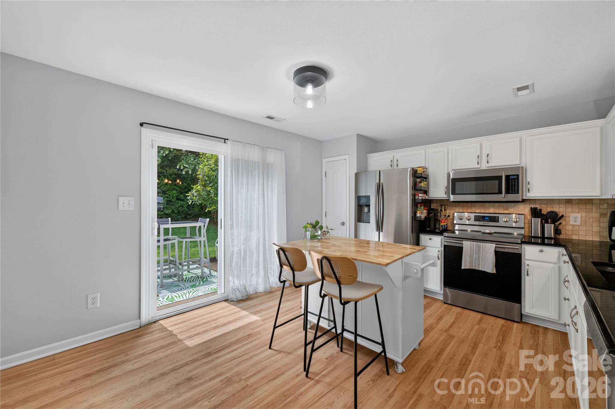 5313 Silabert Avenue — Charlotte